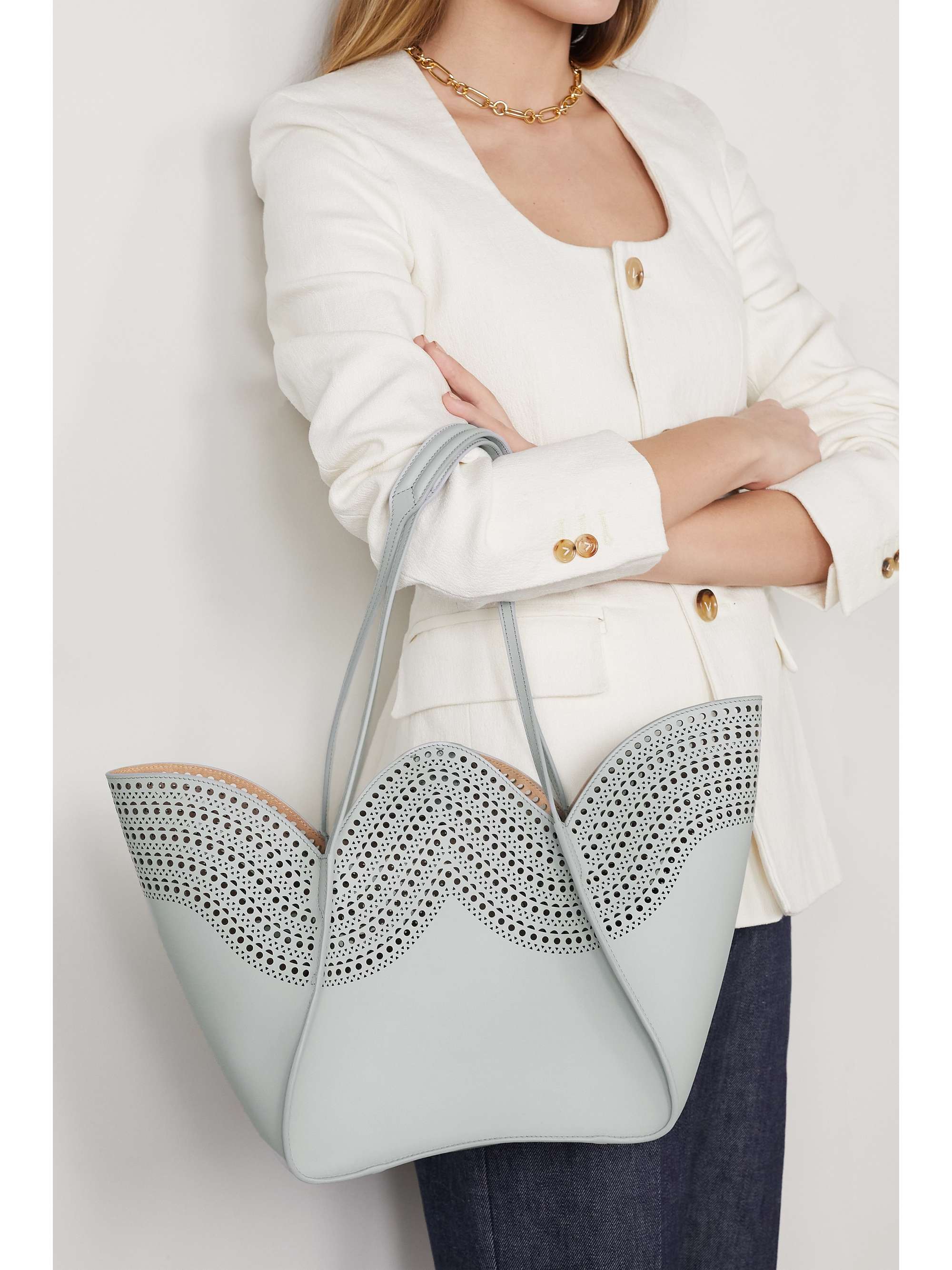 ALAÏA Lili 22 small laser-cut leather tote