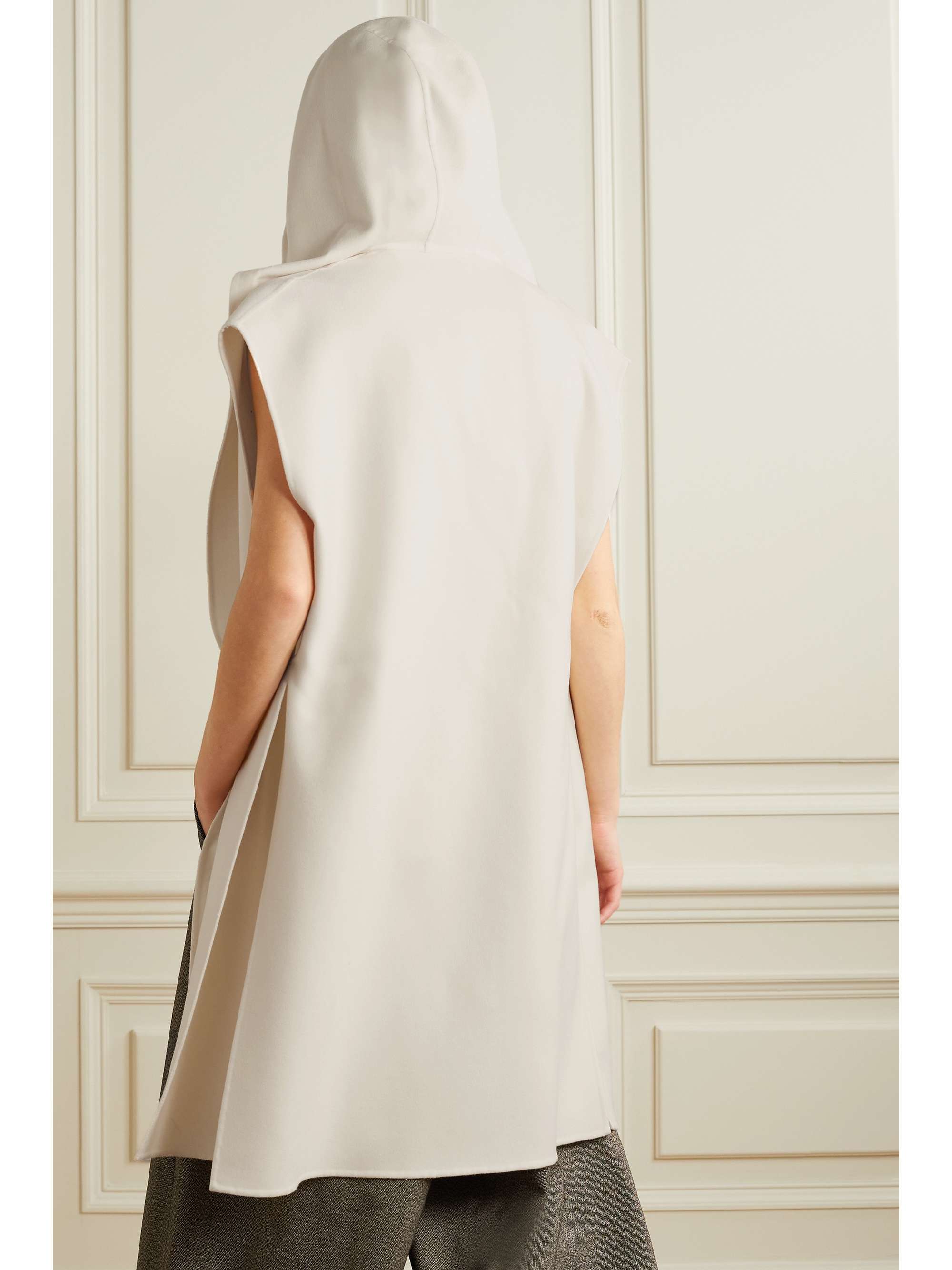 LORO PIANA Lauren hooded cashmere gilet