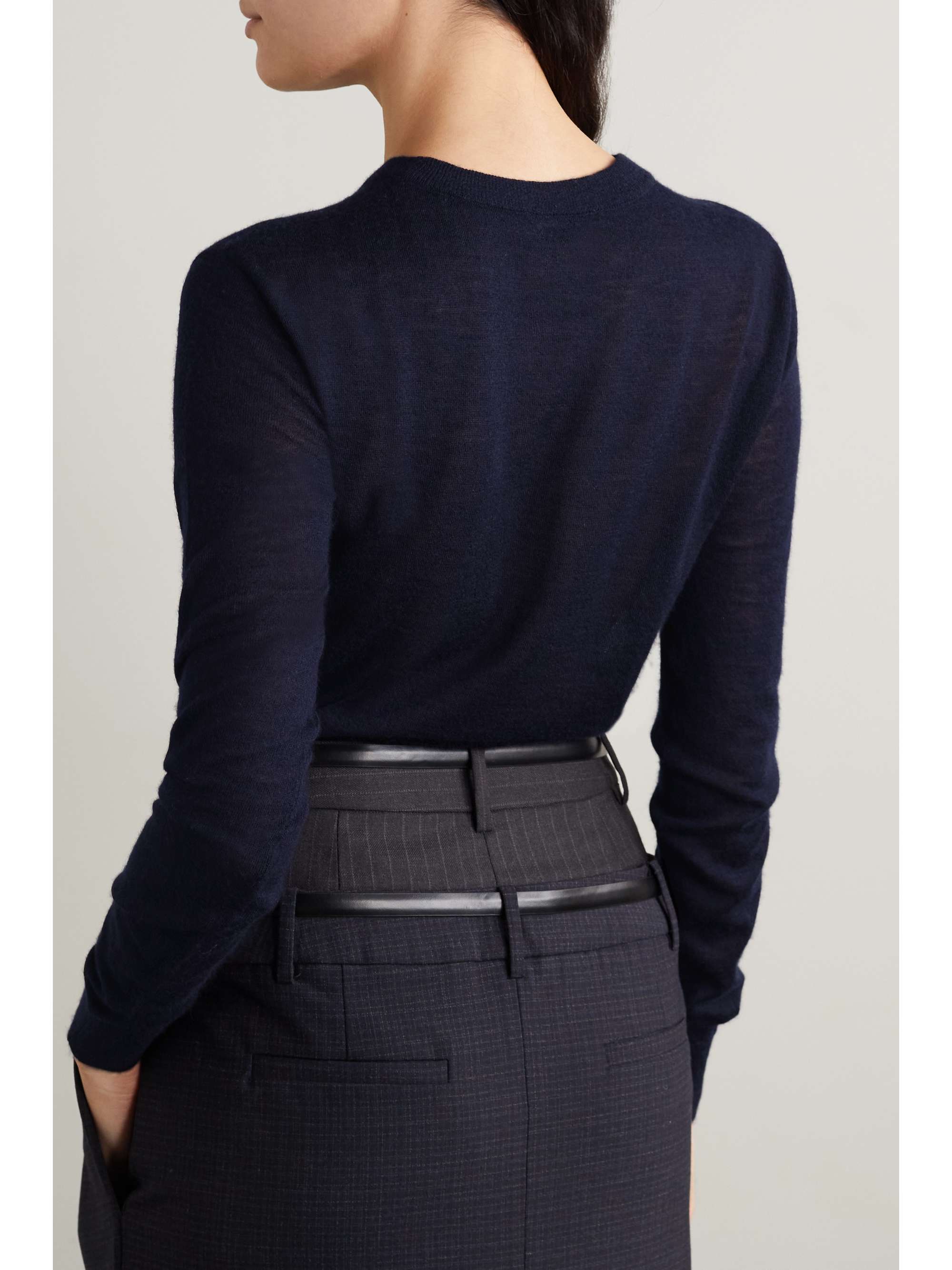 JOSEPH Cashair cashmere sweater