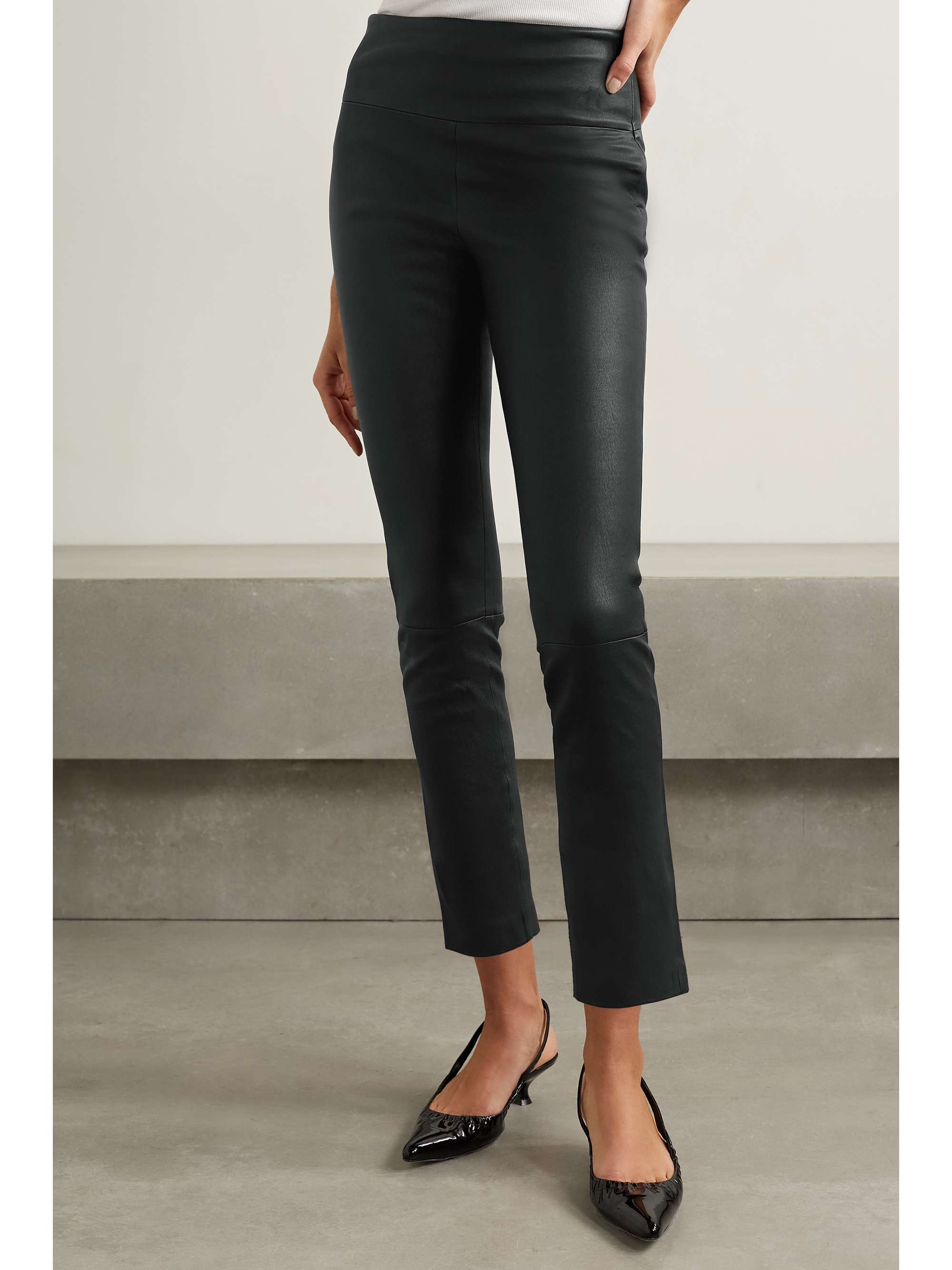 Black Cropped leather leggings | THEORY 