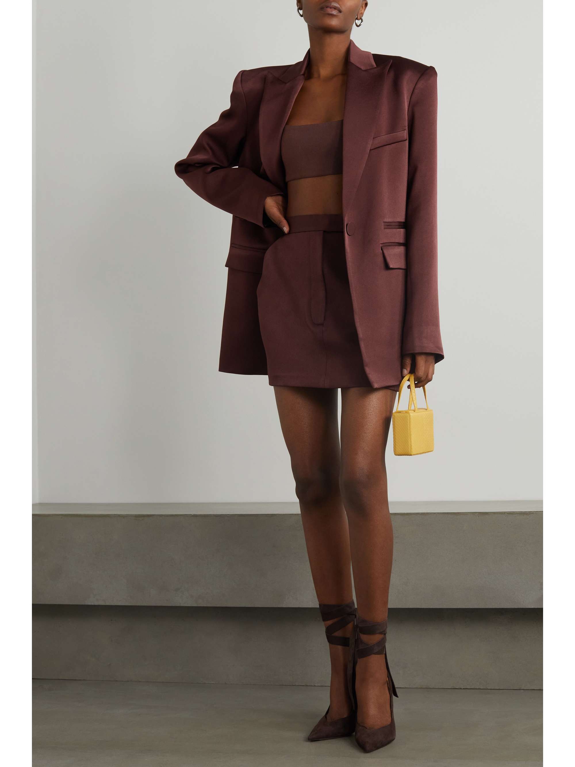 ALEX PERRY Rae cropped crepe top