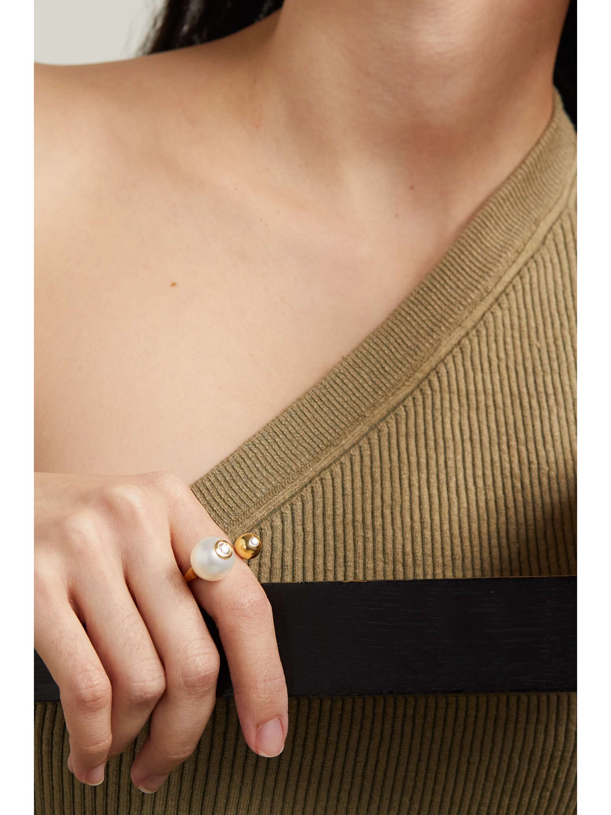 STATE PROPERTY Nemara 18-karat gold, pearl and diamond ring