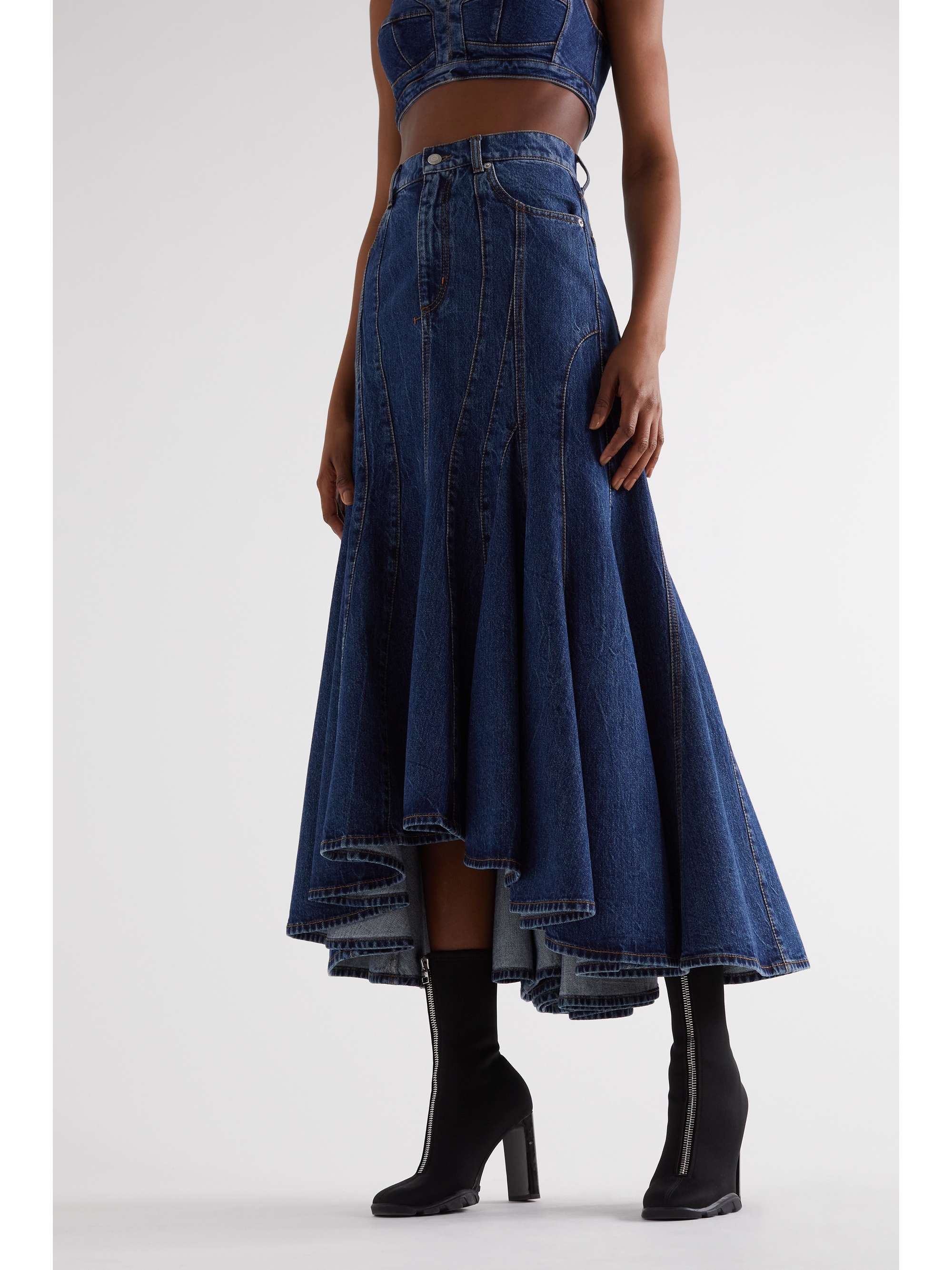 ALEXANDER MCQUEEN
