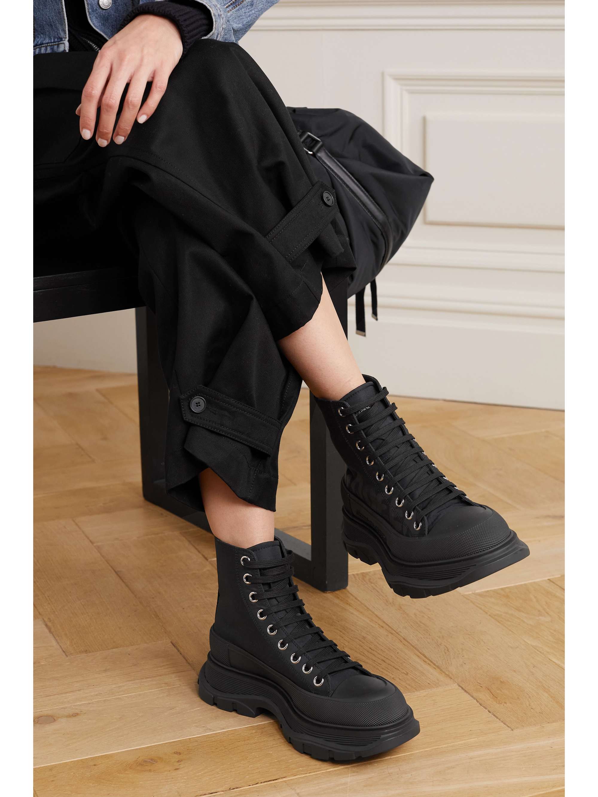 alexander mcqueen combat boot