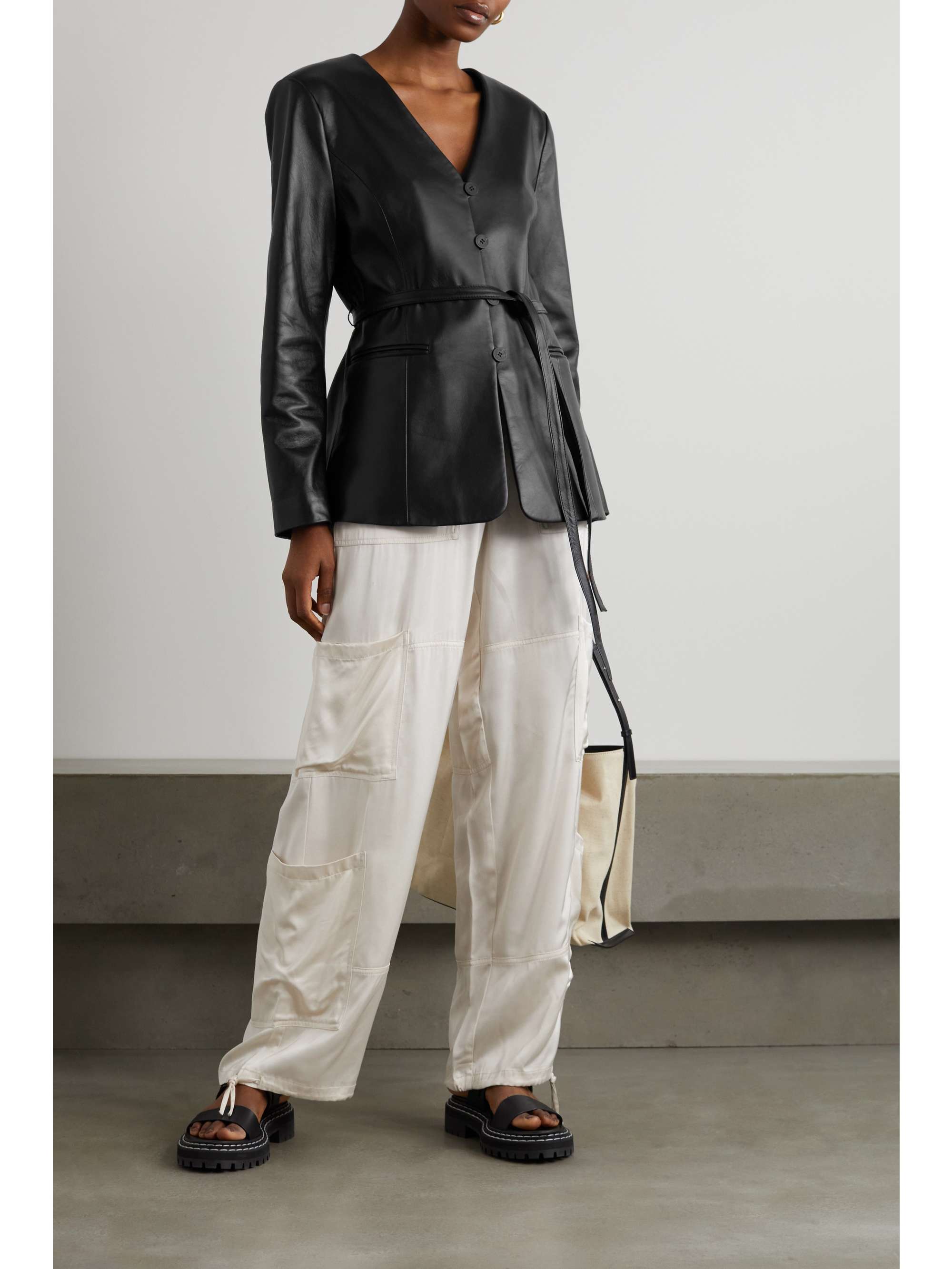 LE 17 SEPTEMBRE Belted leather jacket