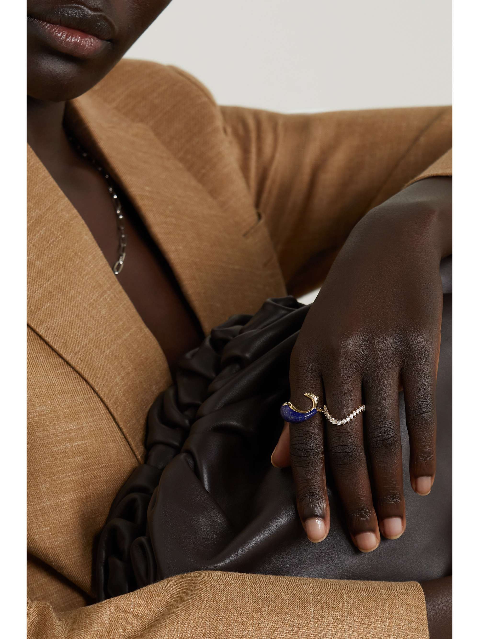 YVONNE LÉON 9-karat gold, lapis lazuli and diamond ring