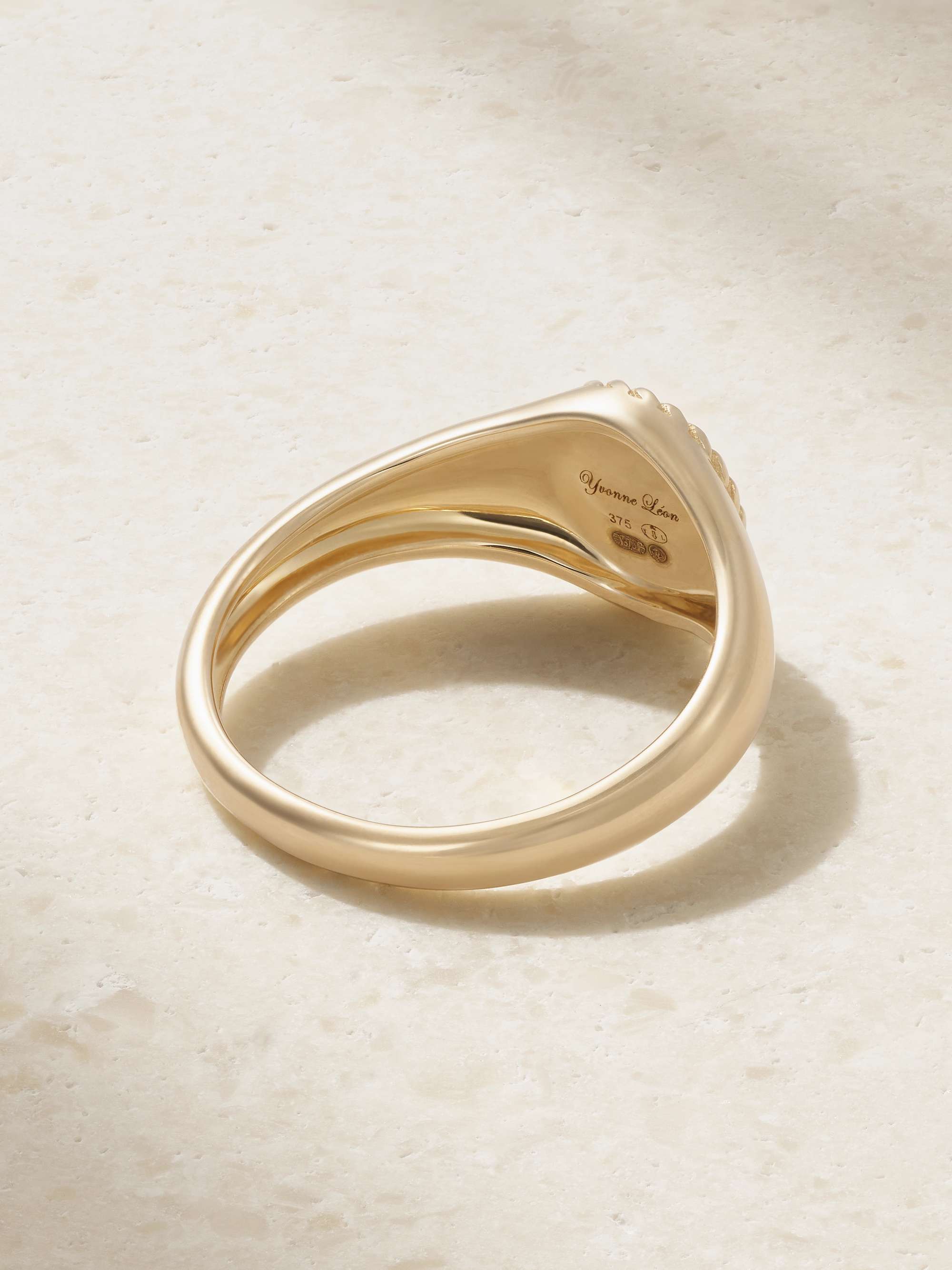 YVONNE LÉON 9-karat gold, onyx and diamond ring