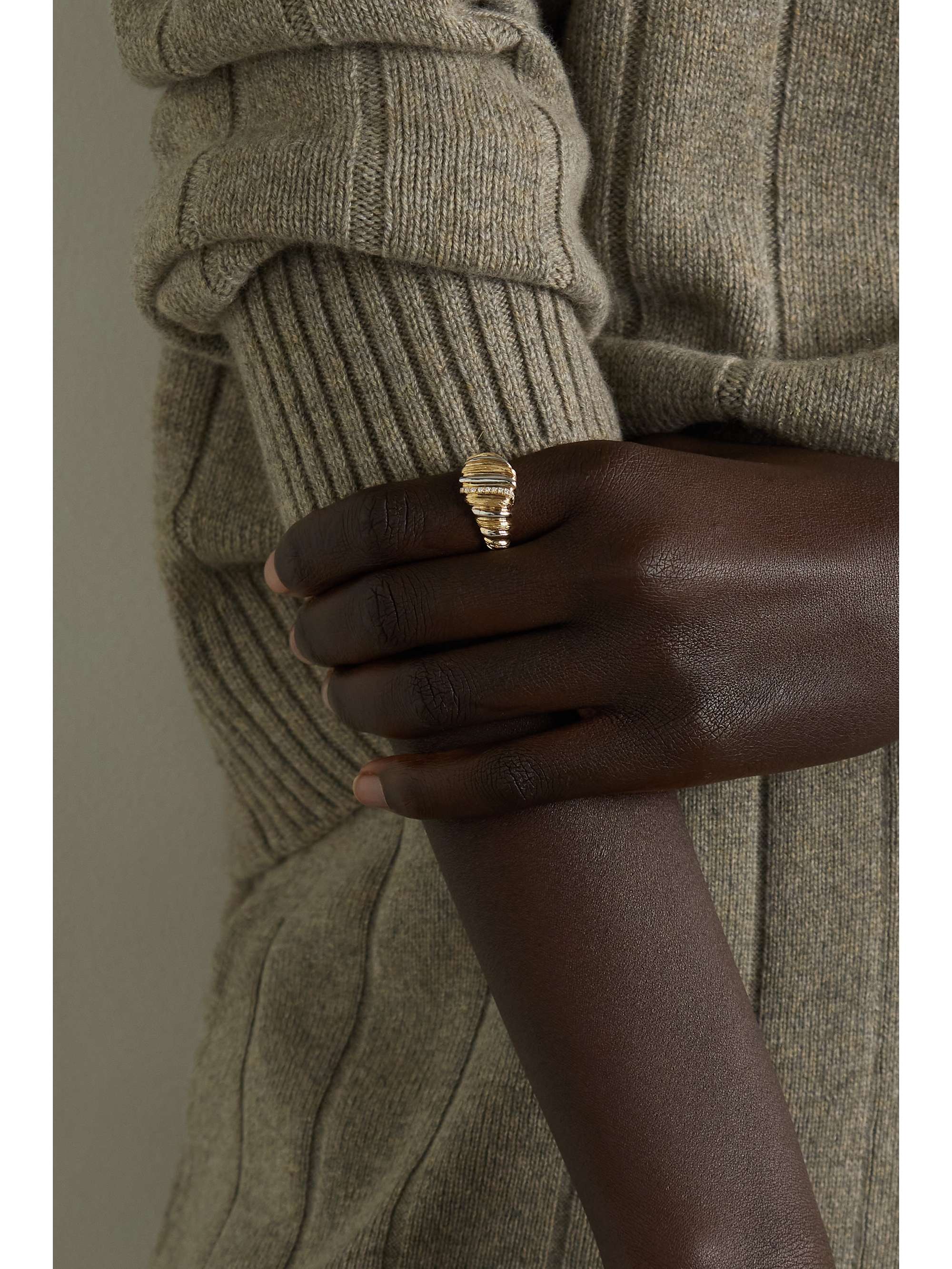 YVONNE LÉON 9-karat yellow and white gold diamond ring