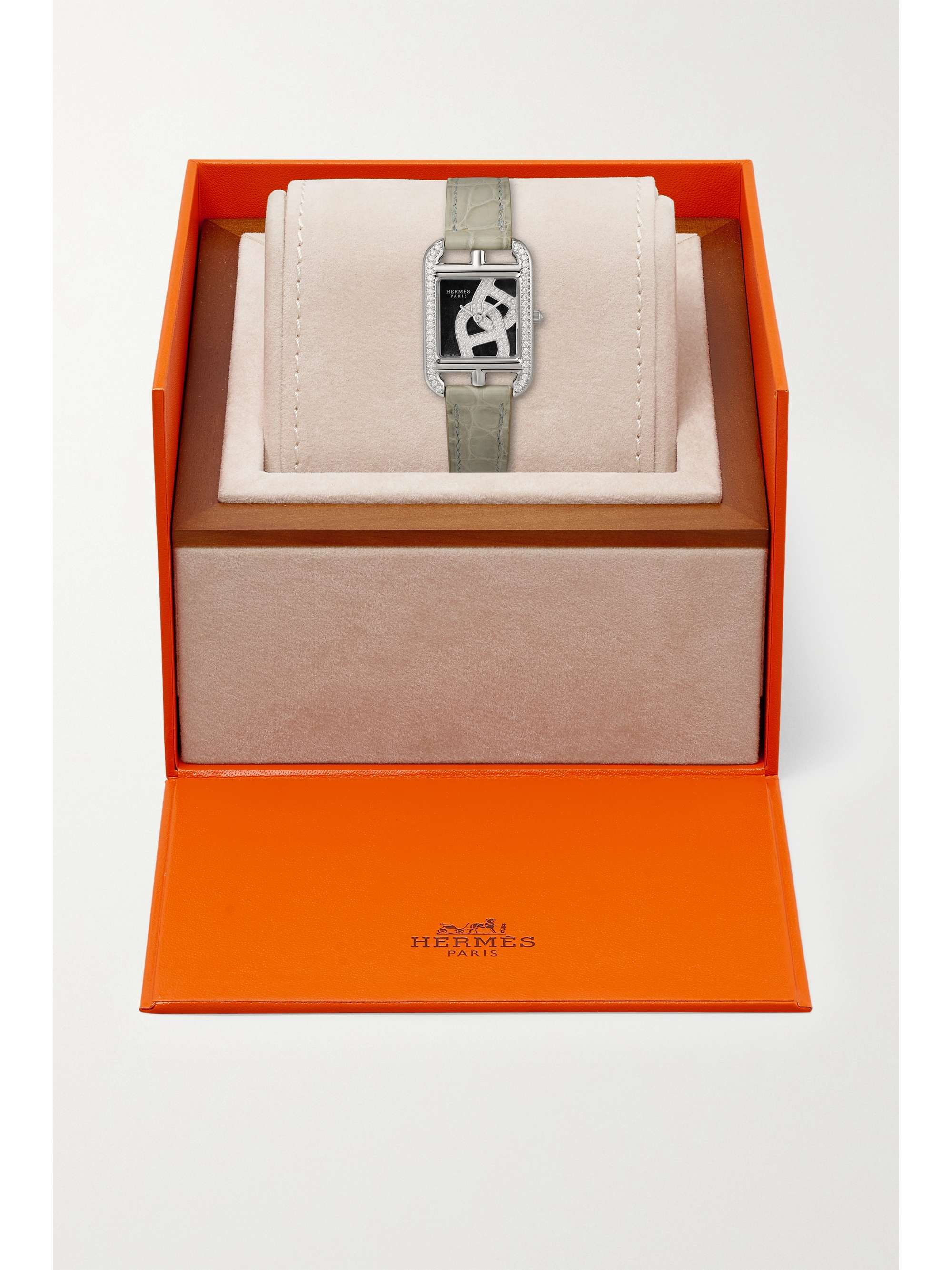 HERMÈS TIMEPIECES Montre en acier inoxydable et diamants à bracelet en alligator Cape Cod Small, 31 mm