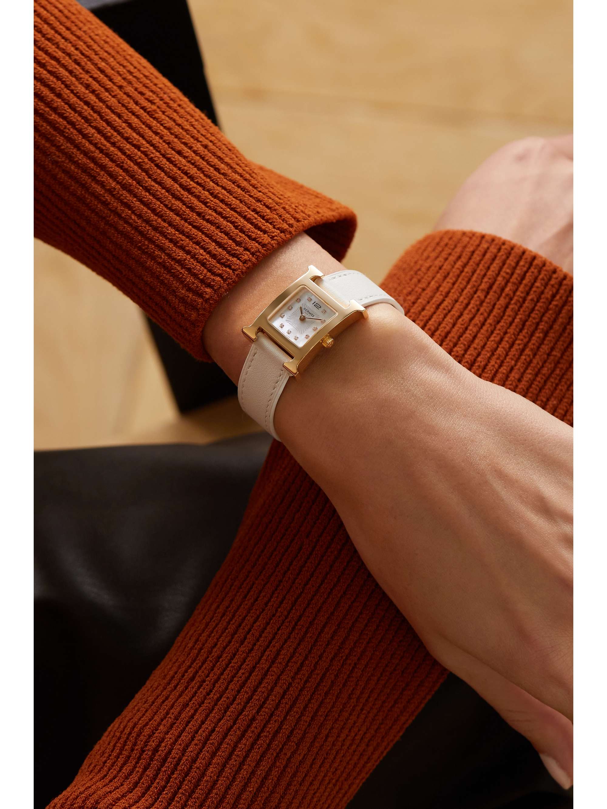 Hermes White Leather Watch Strap with Gold Buckle 21MM Change It Up: Hermes Heure H Watch Case Sizes, Bracelet  main image 3