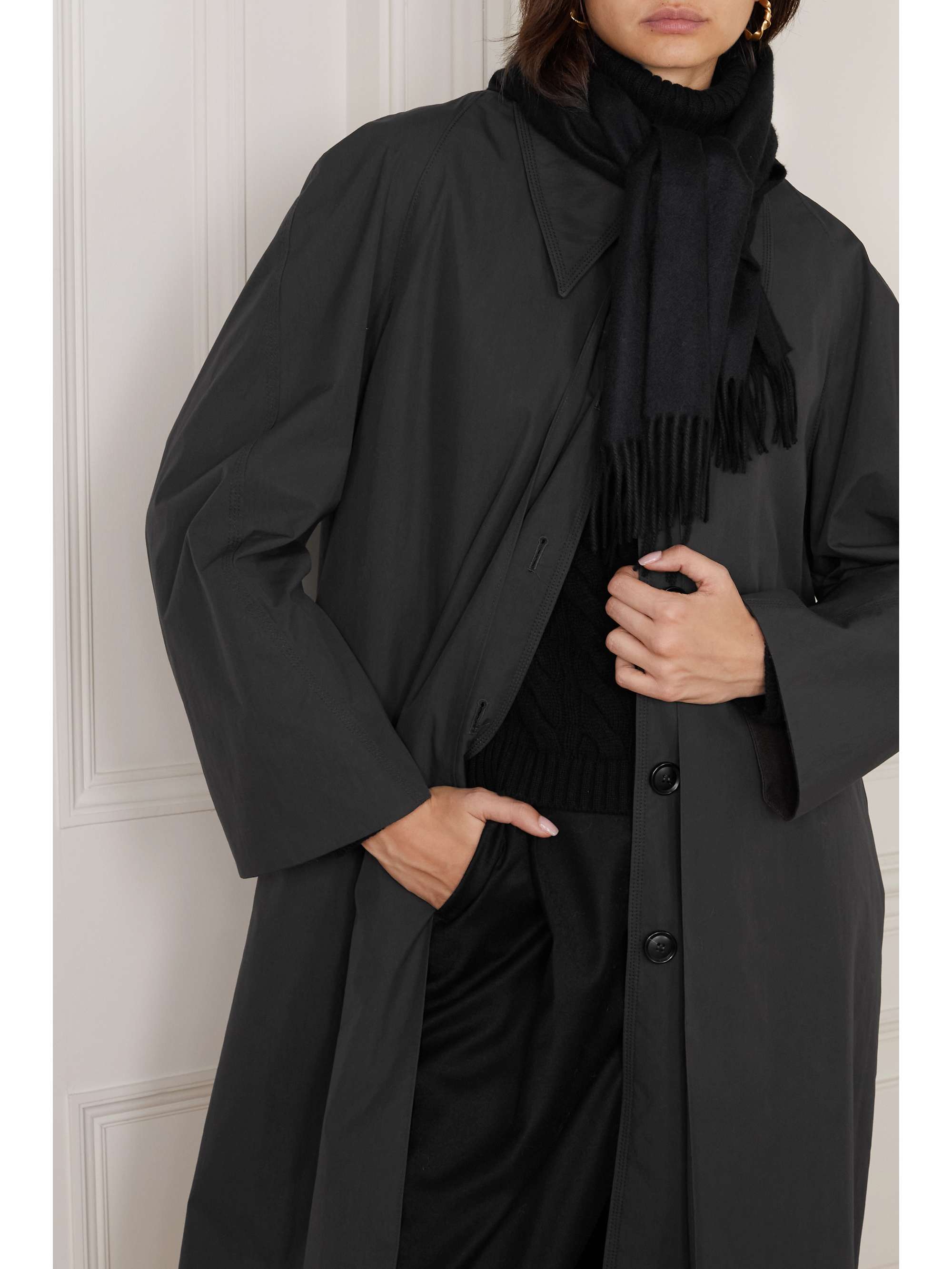 JOHNSTONS OF ELGIN Fringed cashmere scarf