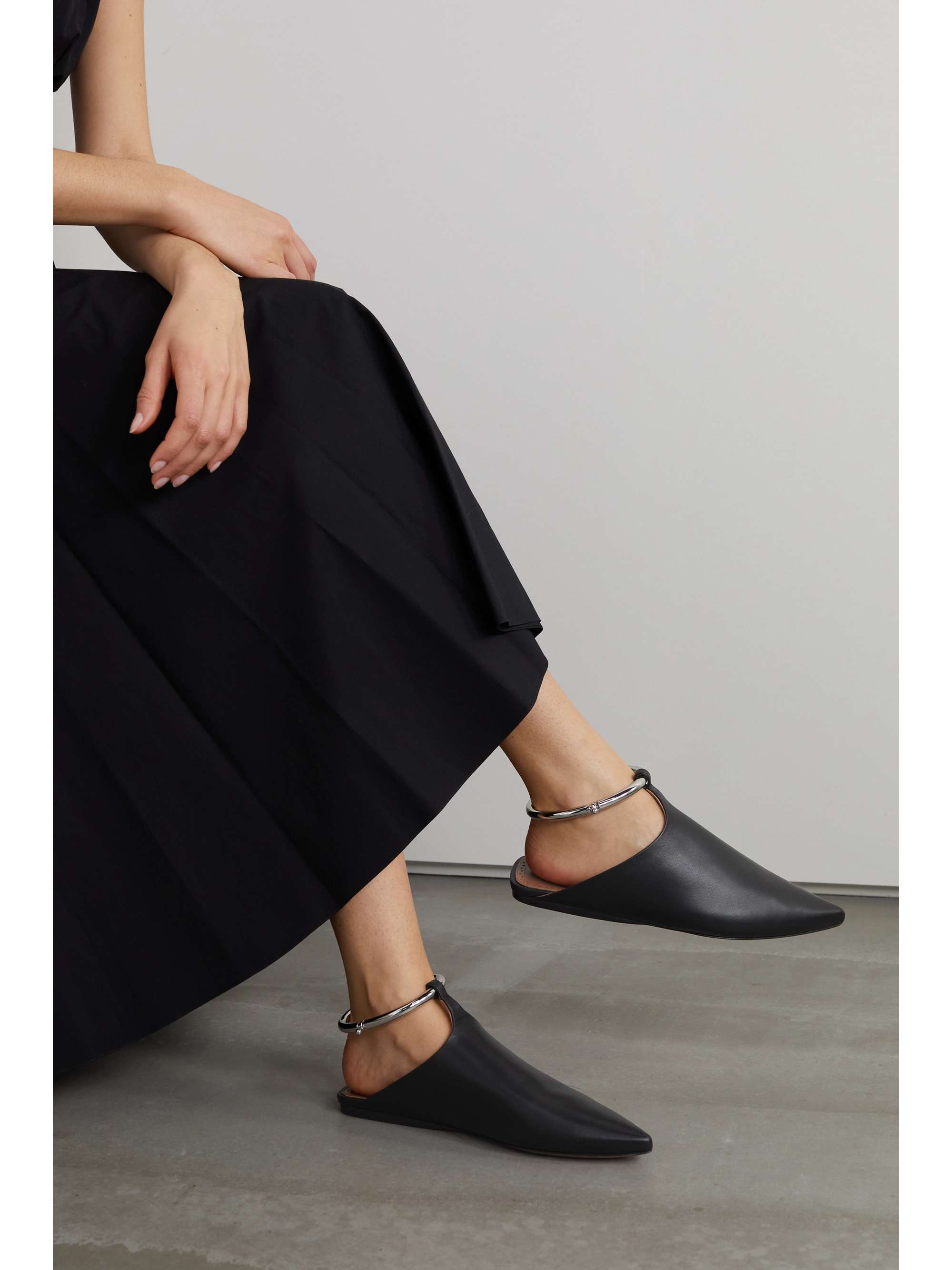 ALAÏA Leather point-toe flats