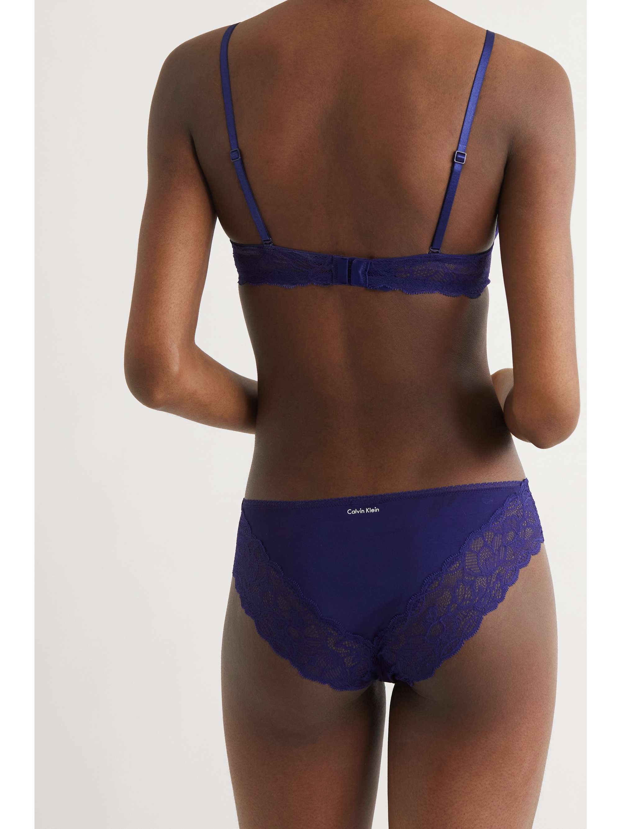 CALVIN KLEIN UNDERWEAR Seductive Comfort stretch-lace underwired plunge bra