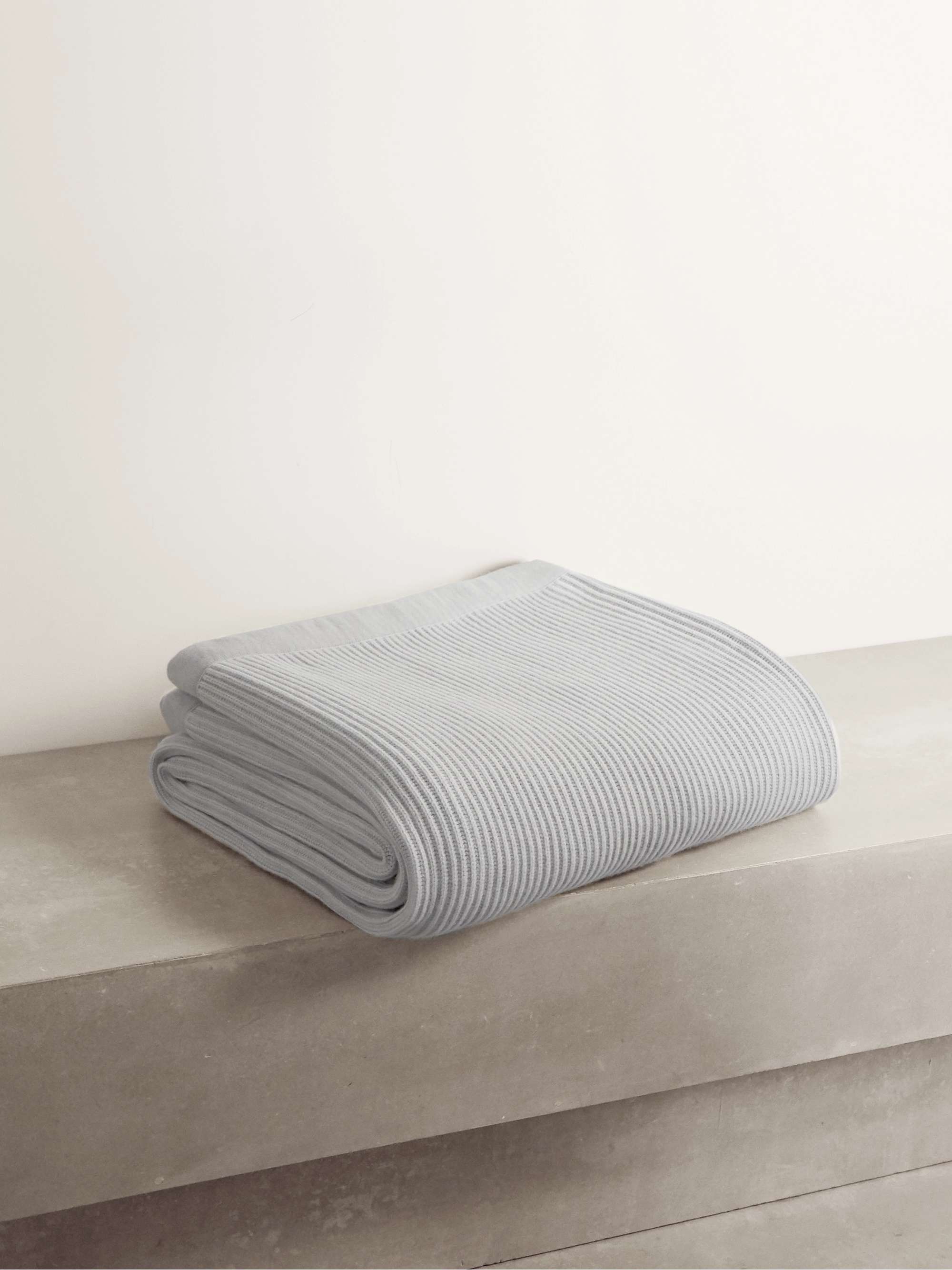BRUNELLO CUCINELLI Ribbed cashmere throw