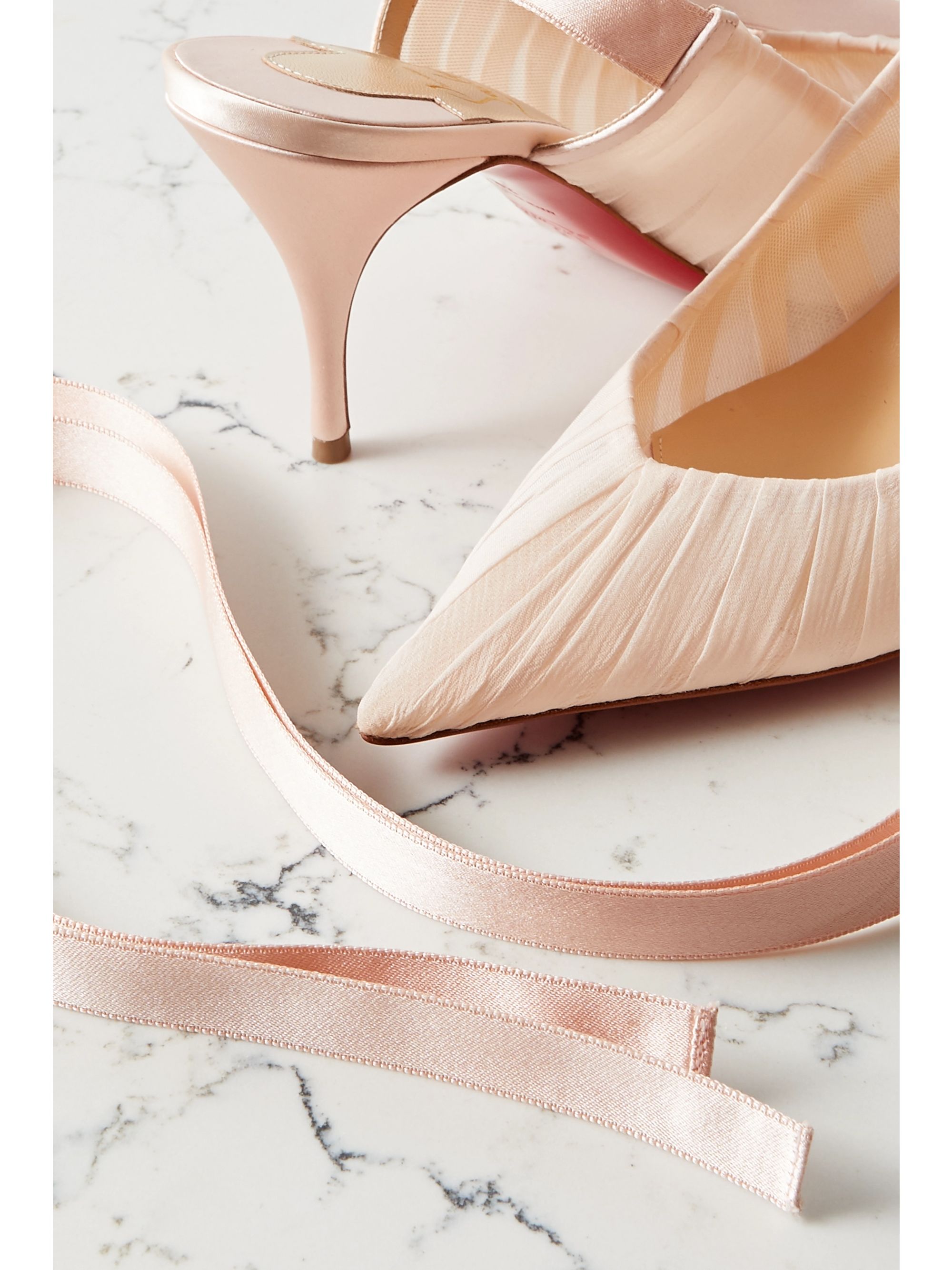 Louboutin satin pumps Clearance
