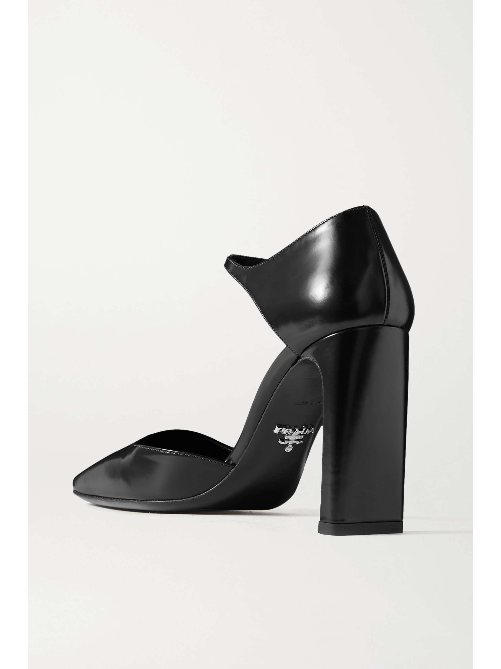 prada pump
