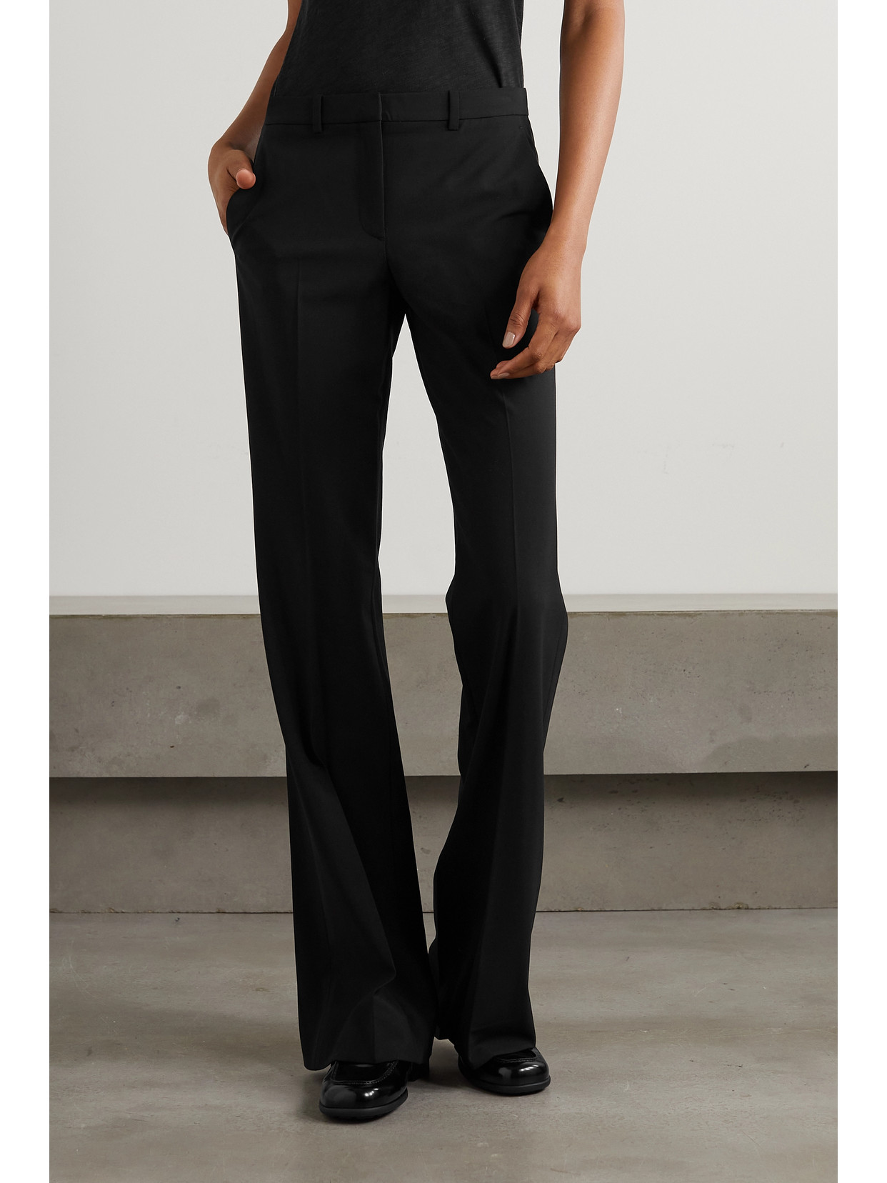 Shop Theory Demitria 4 Stretch-wool Flared Pants In Black