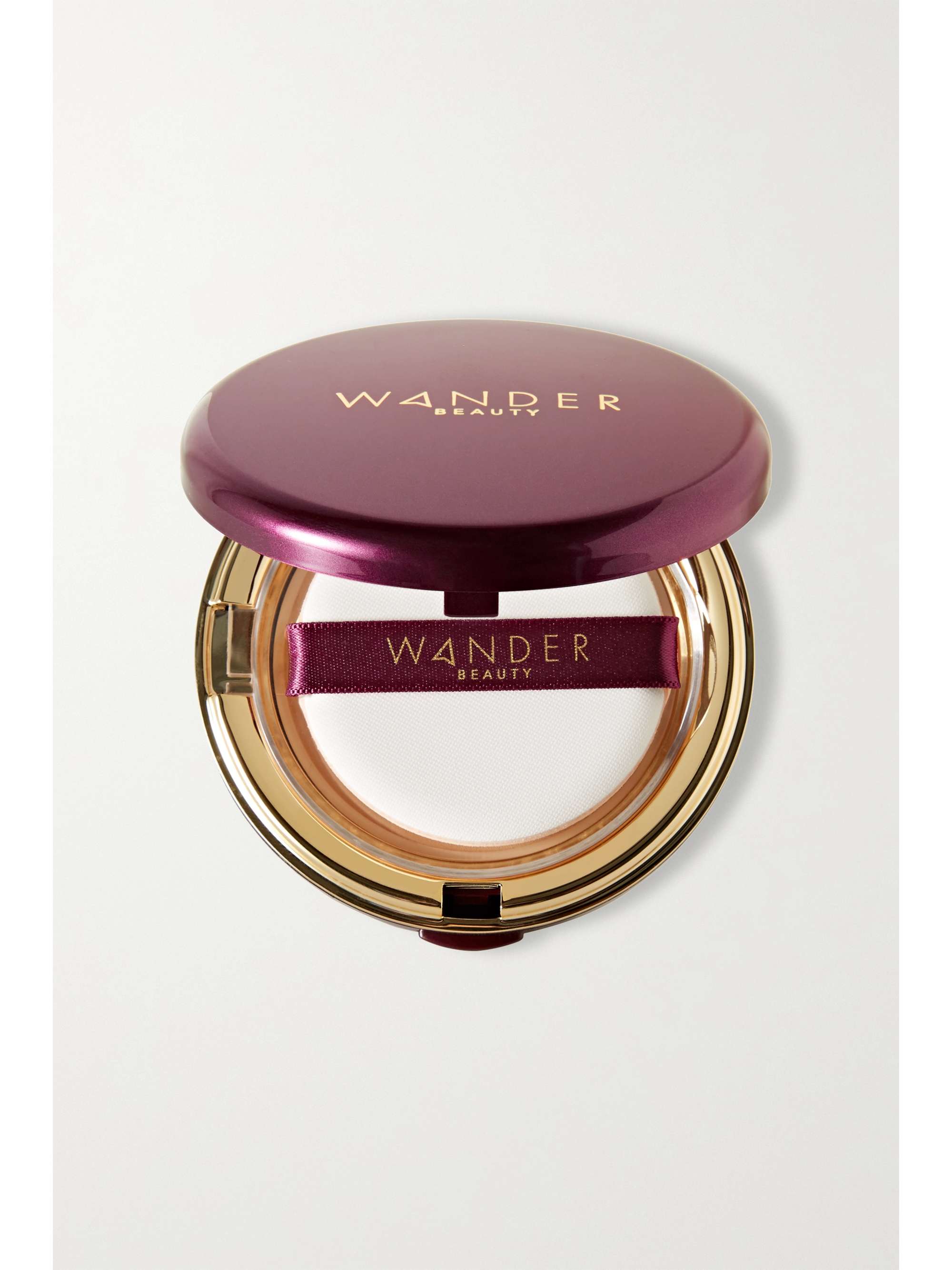 WANDER BEAUTY Wanderlust Powder Foundation - Light Medium