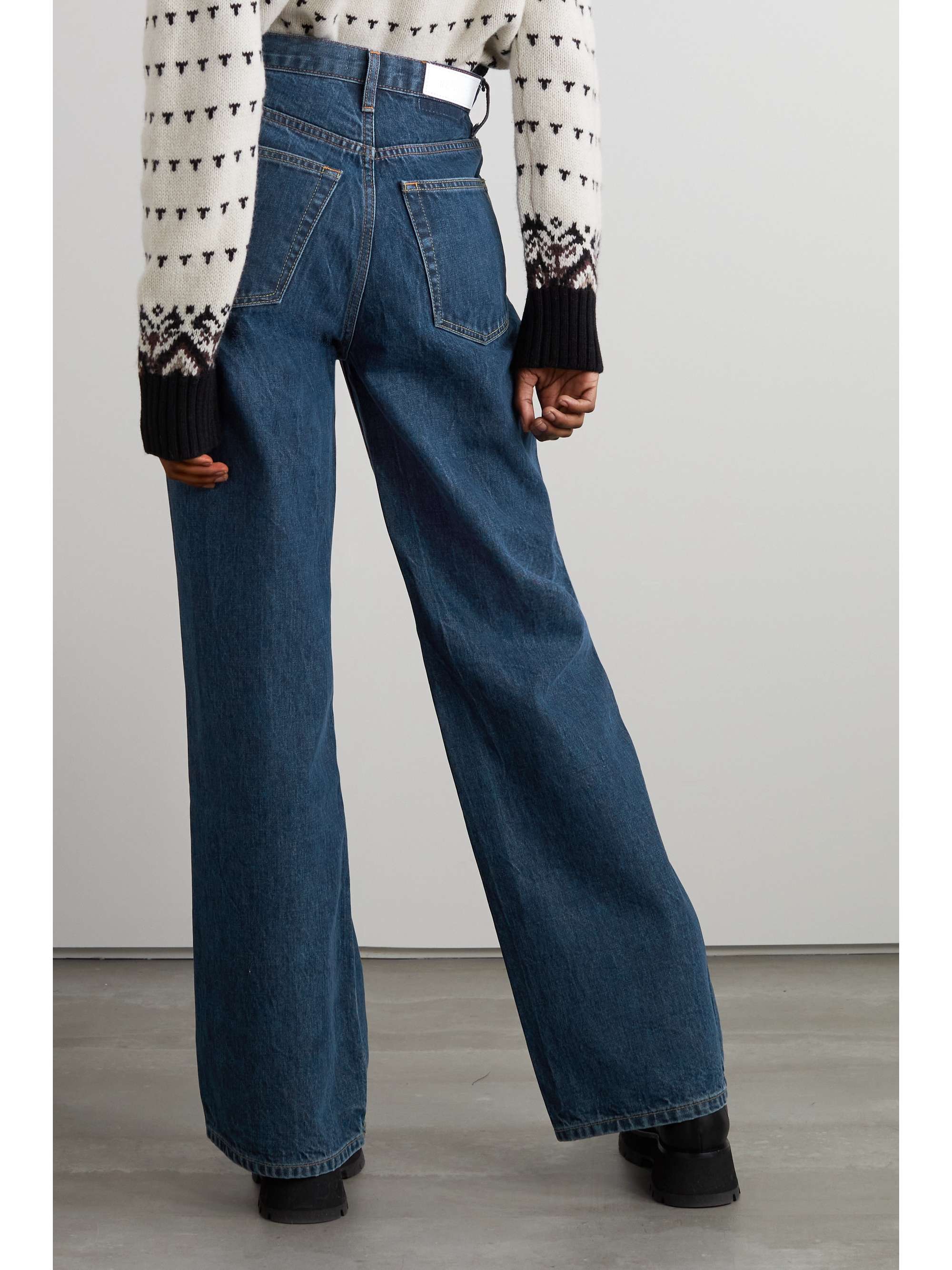 High Rise Wide Leg frayed jeans 