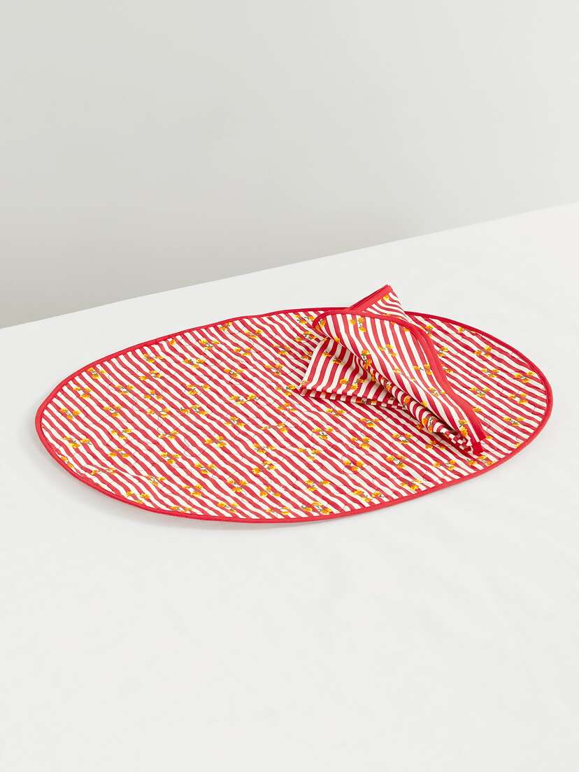 Loretta Caponi Printed Cotton Placemat And Napkin Set