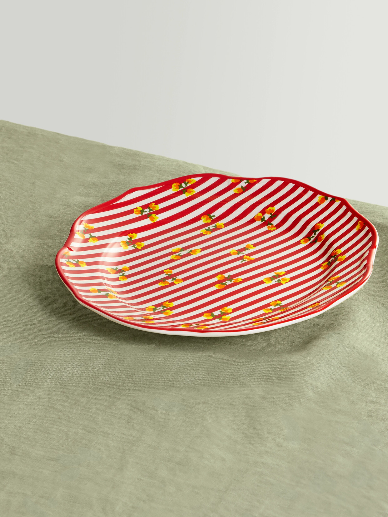 Loretta Caponi - + Villeroy & Boch Porcelain Plate - Red