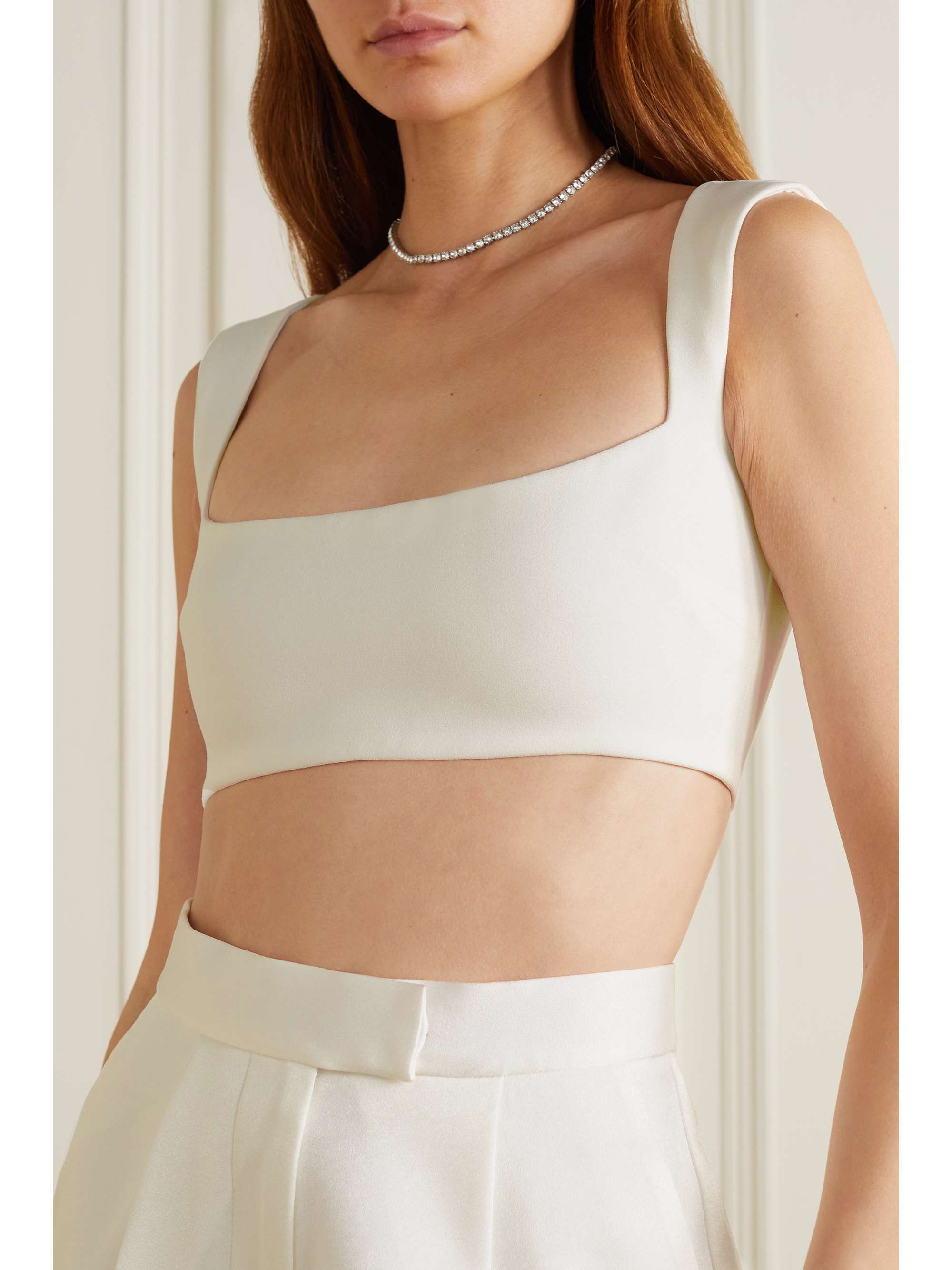 ALEX PERRY Rae cropped crepe top
