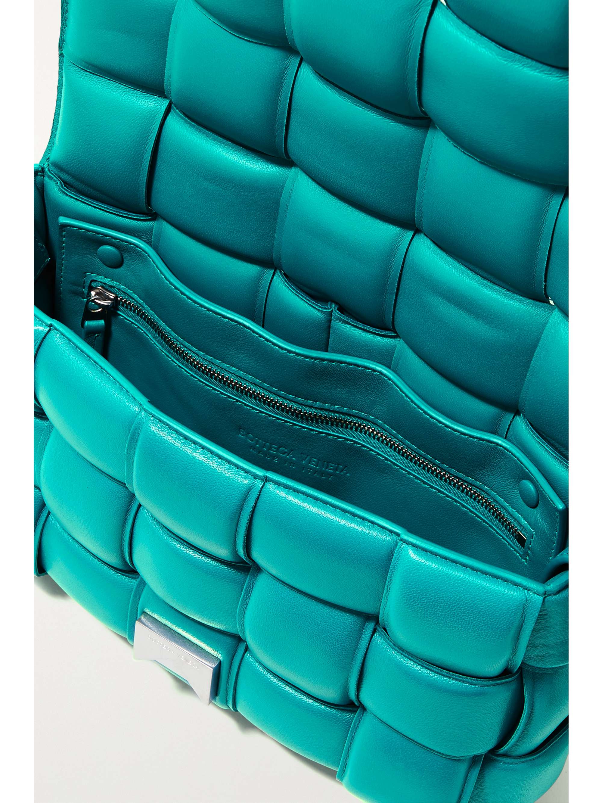 BOTTEGA VENETA Cassette padded intrecciato iridescent leather shoulder bag