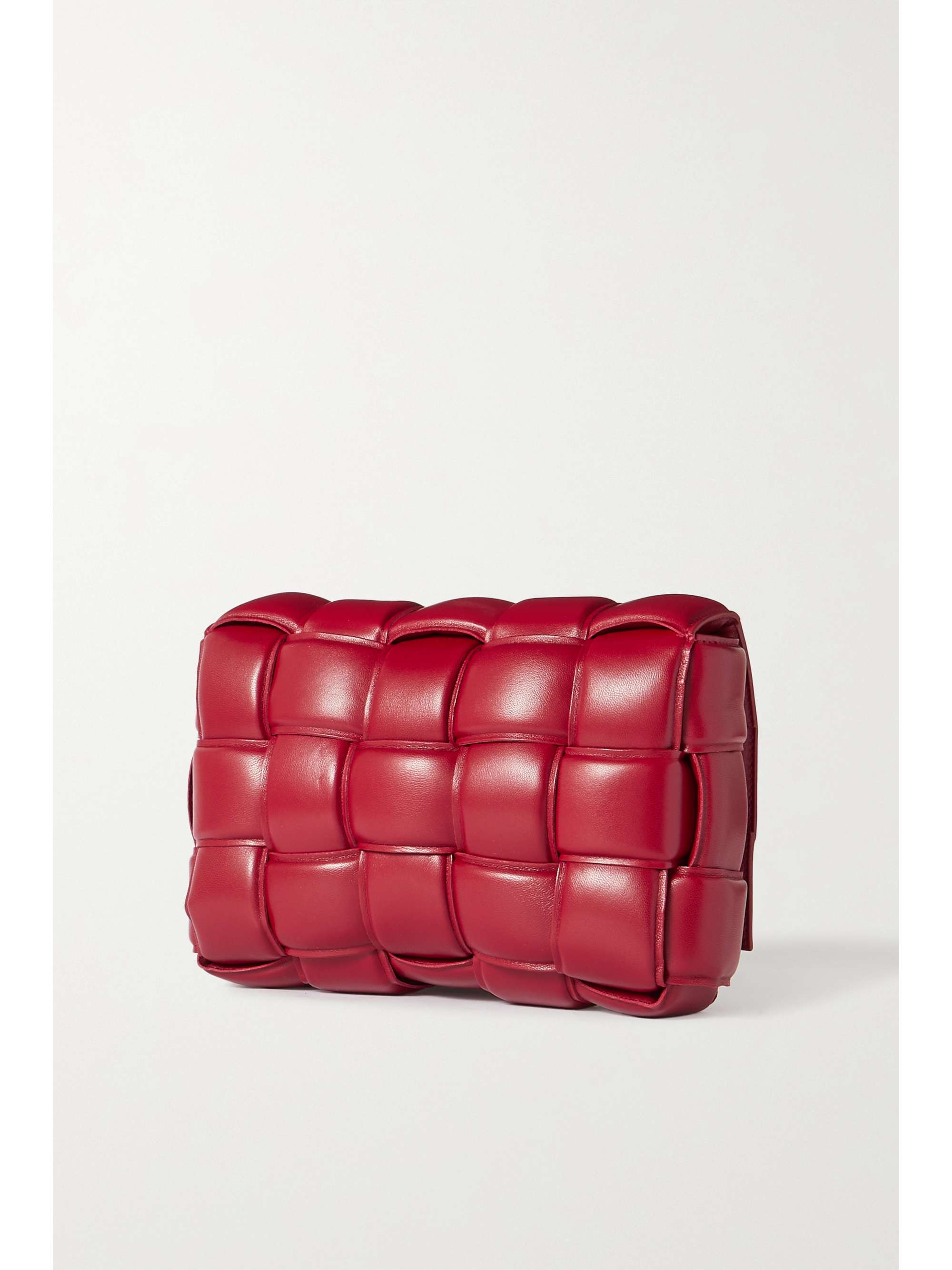 BOTTEGA VENETA Cassette padded intrecciato iridescent leather shoulder bag