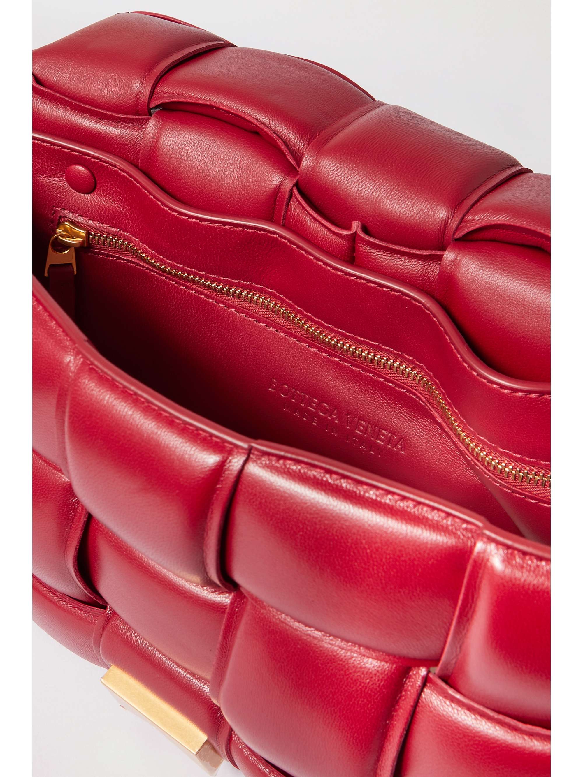 BOTTEGA VENETA Cassette padded intrecciato iridescent leather shoulder bag