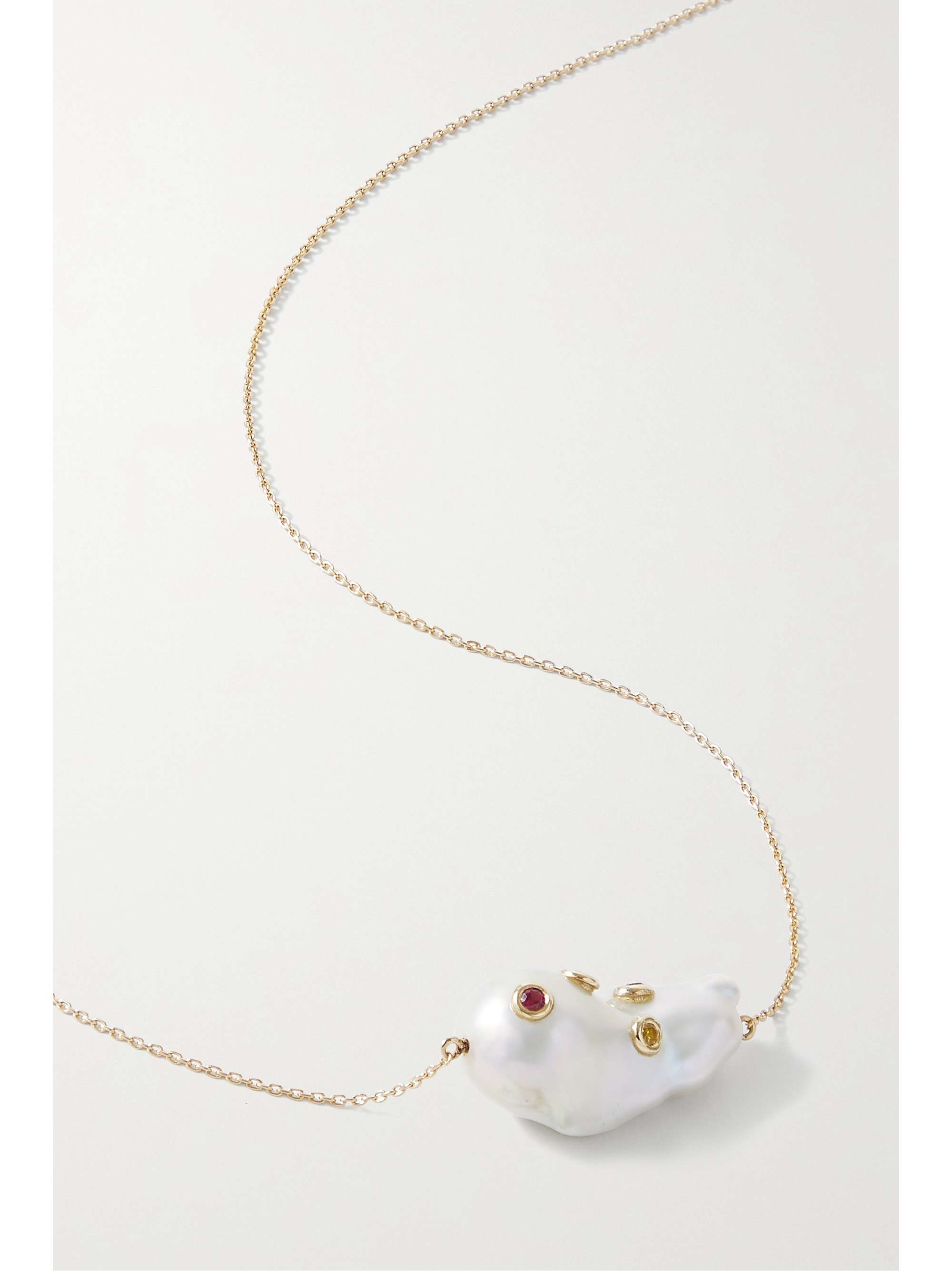 Gold 14-karat gold, pearl and sapphire 