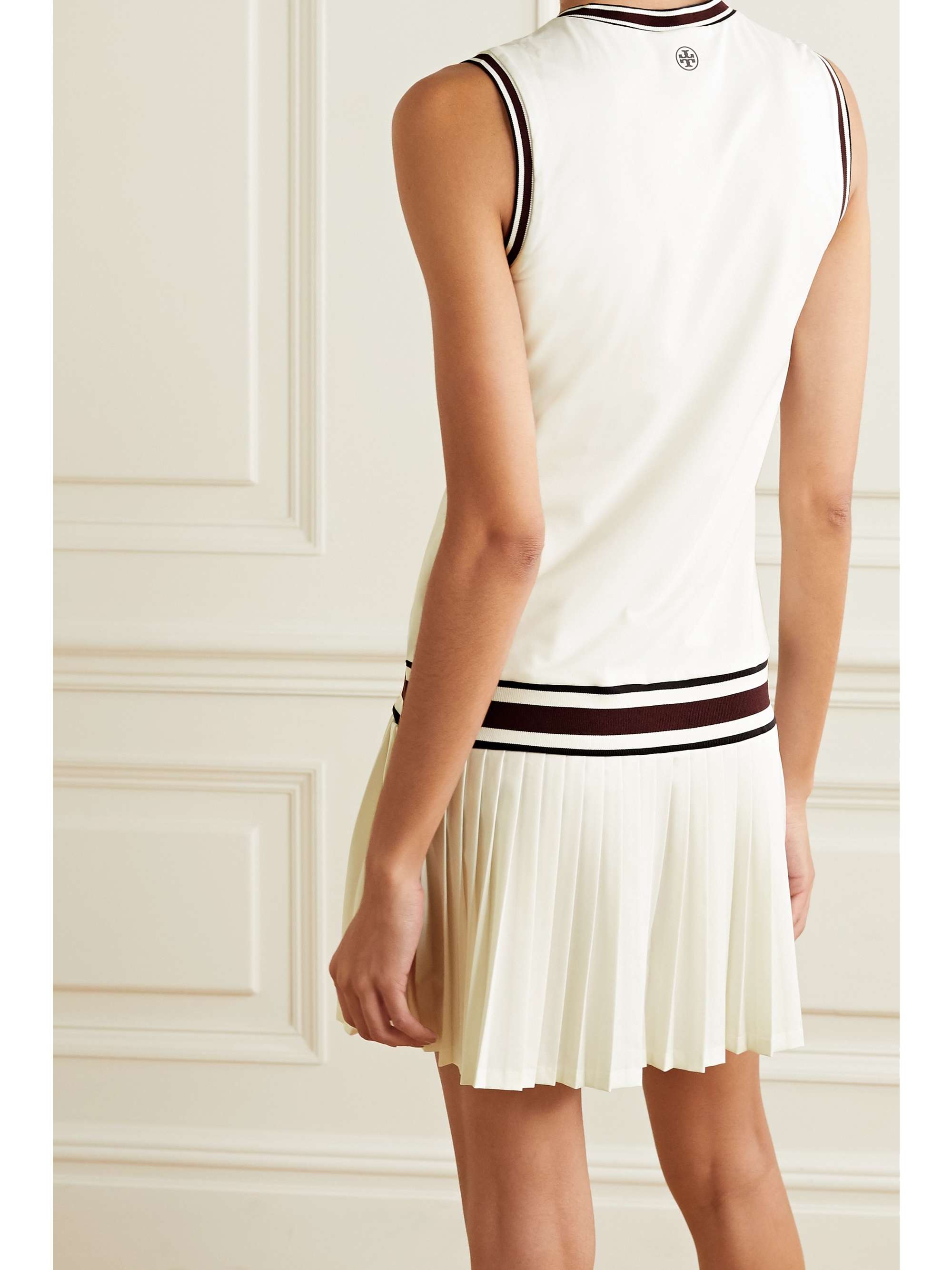TORY SPORT Tenniskleid aus Stretch-Jersey mit Plissee und Streifen