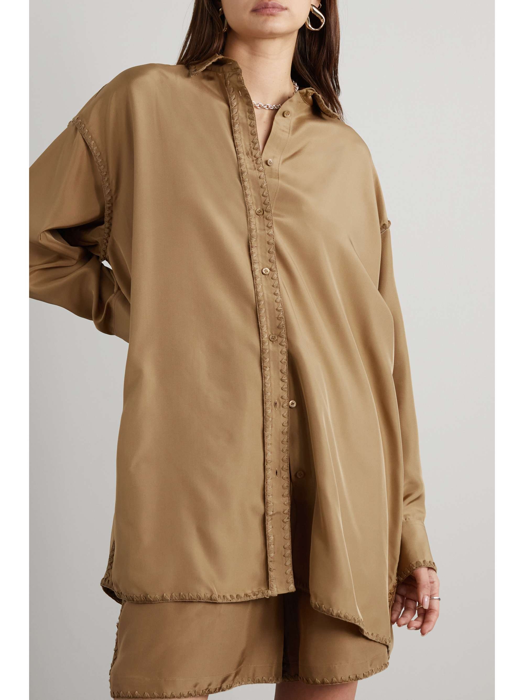 Camel Oversized embroidered silk crepe 