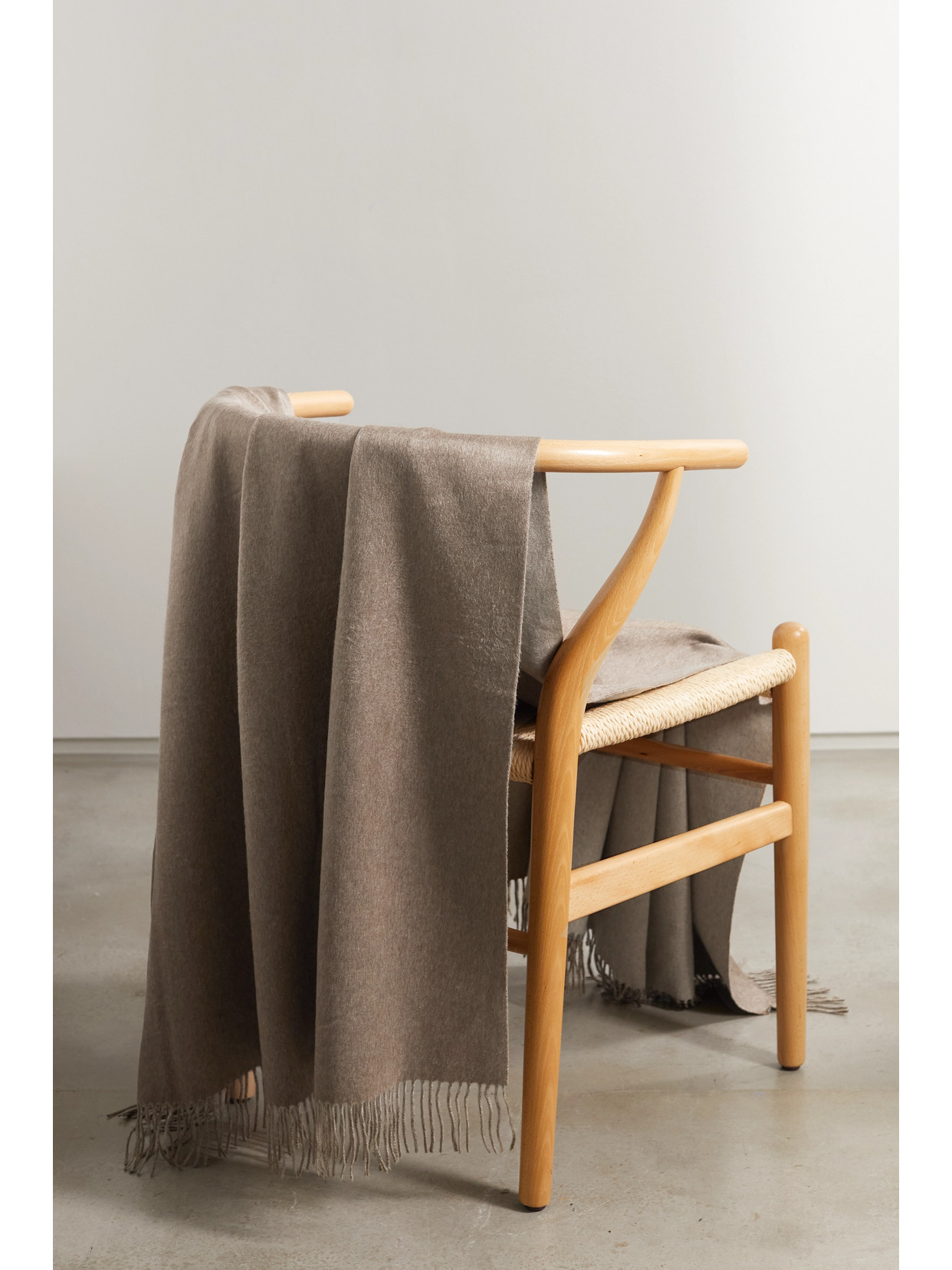 Brunello Cucinelli Reversible Fringed Silk Blanket In Brown