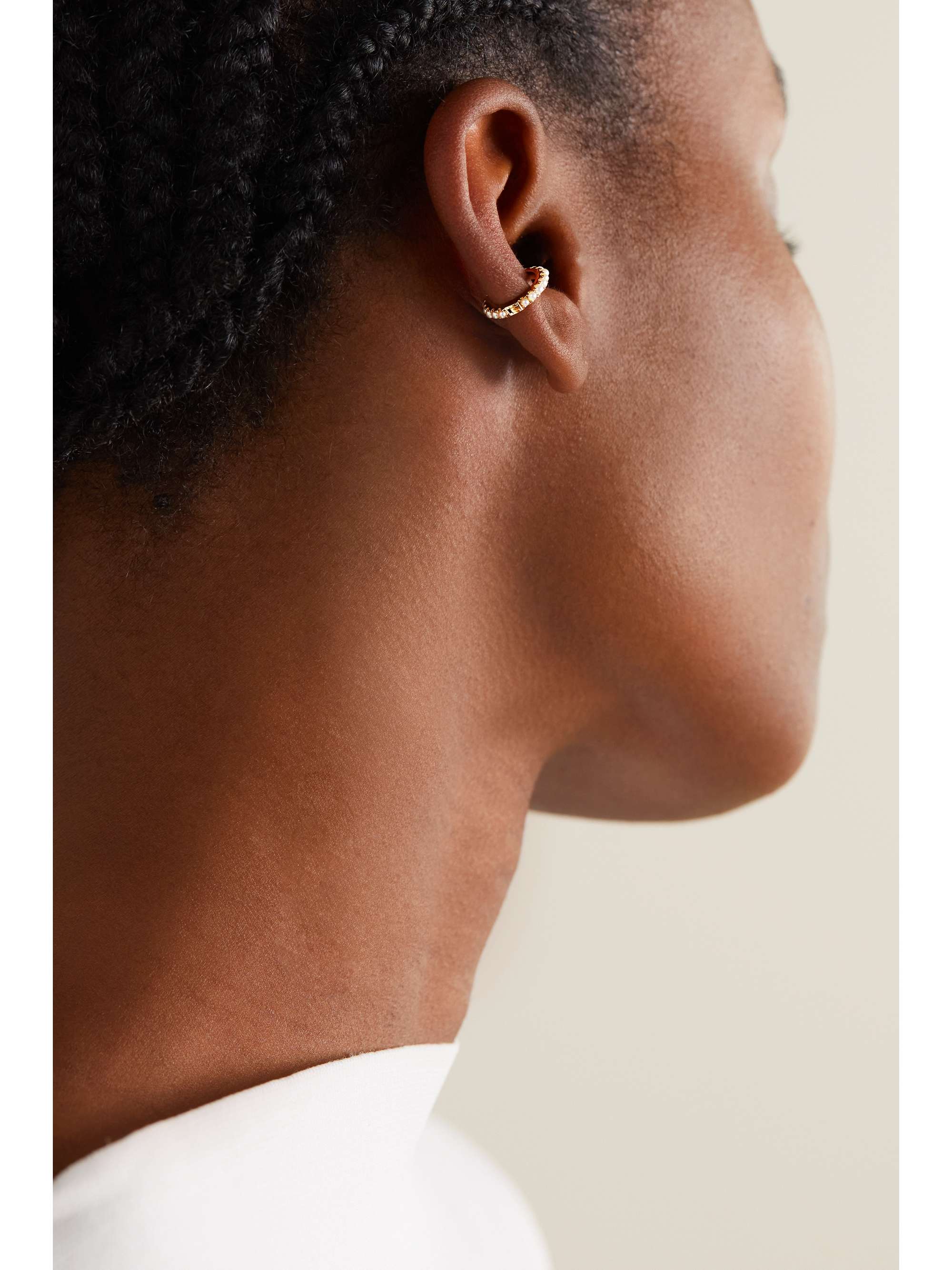 MARIA TASH Eternity 14-karat gold pearl ear cuff