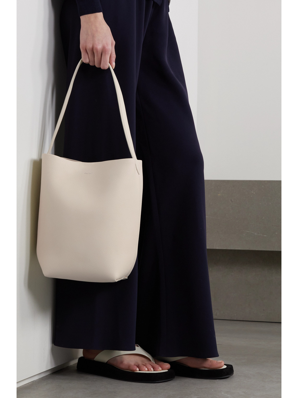 The Row N/s Park Medium Textured-leather Tote In White | ModeSens