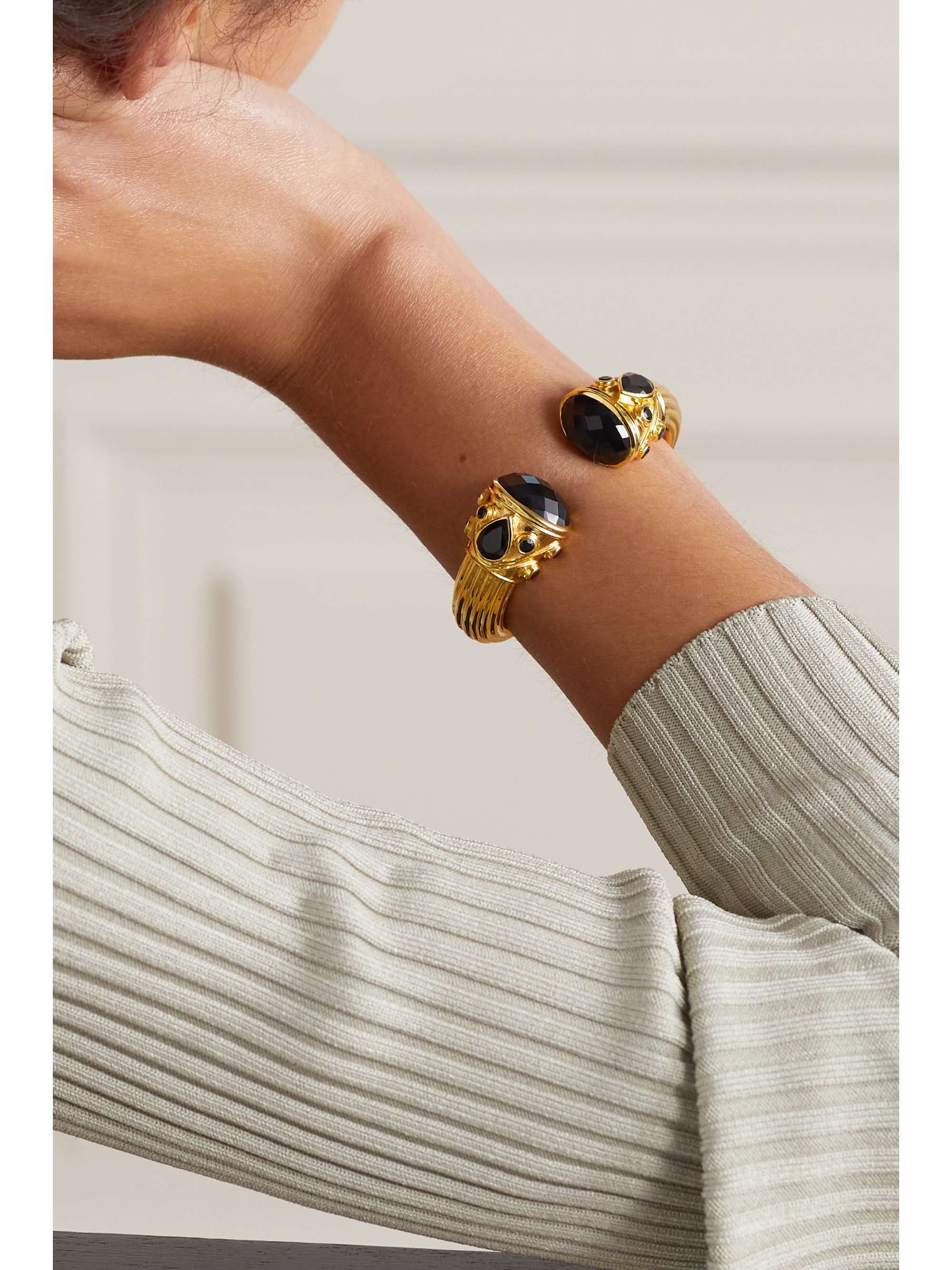AMRAPALI LONDON Gold-plated onyx cuff