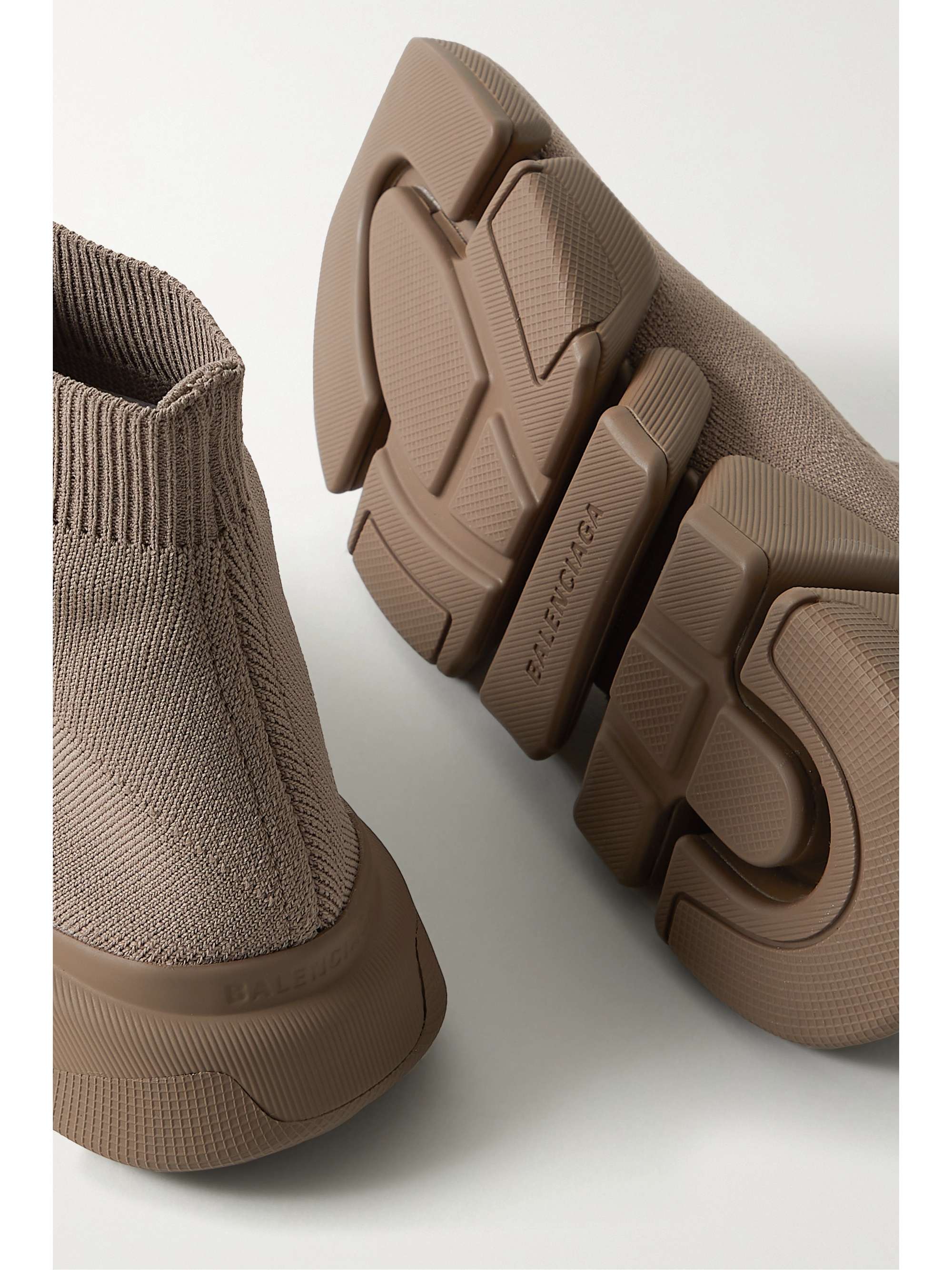 do yeezy 350 stretch