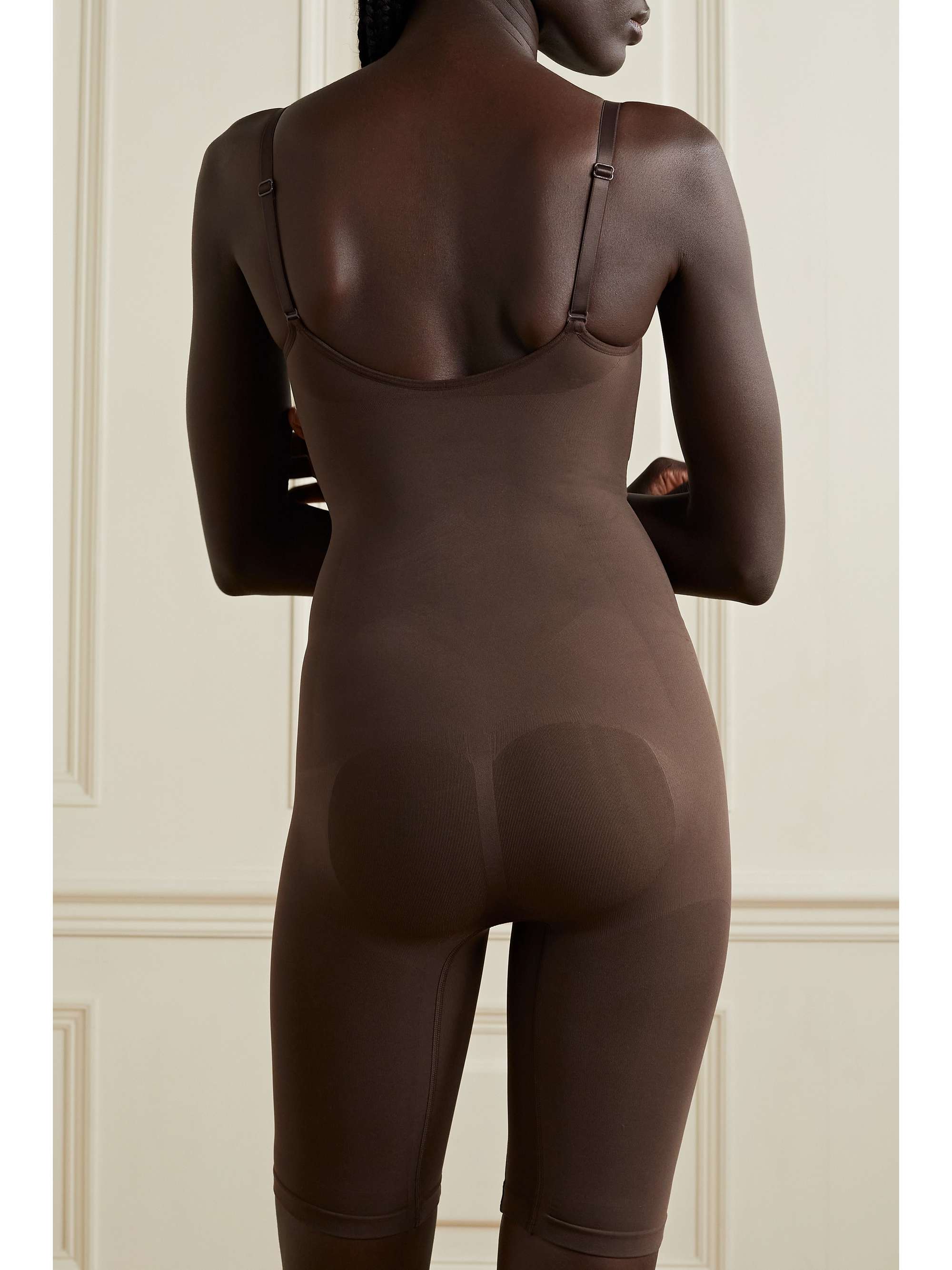 SKIMS Seamless Sculpt bodysuit - Sand