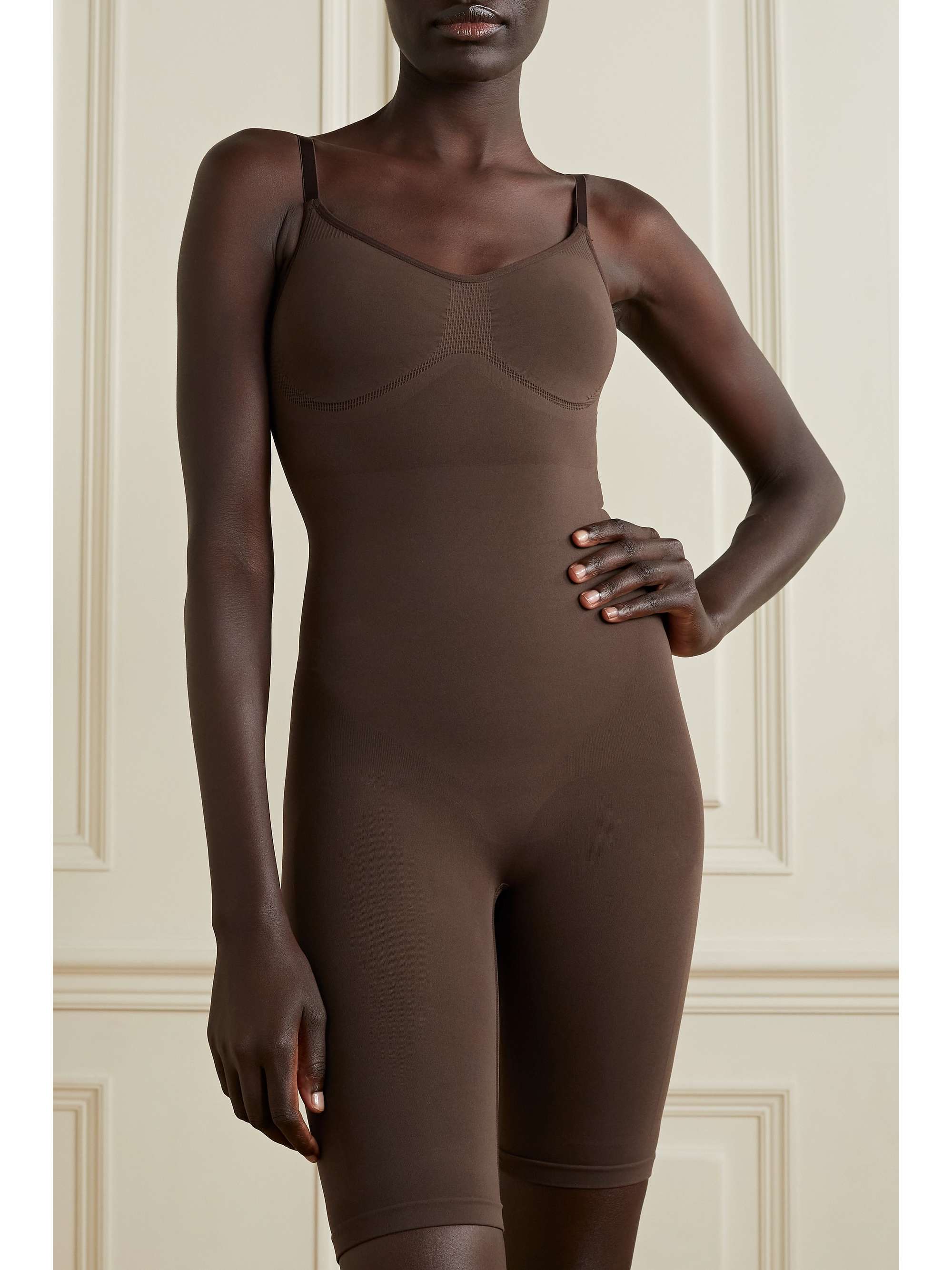 SKIMS Seamless Sculpt bodysuit - Sand