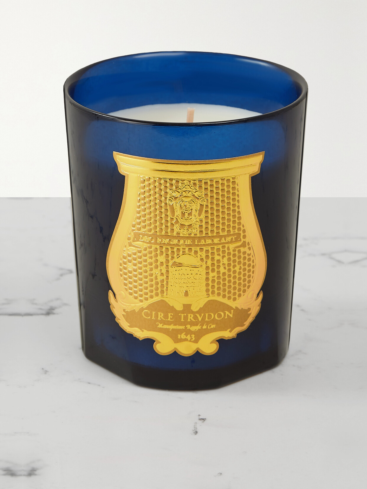 Cire Trudon Blue And White Madurai Candle In Colorless