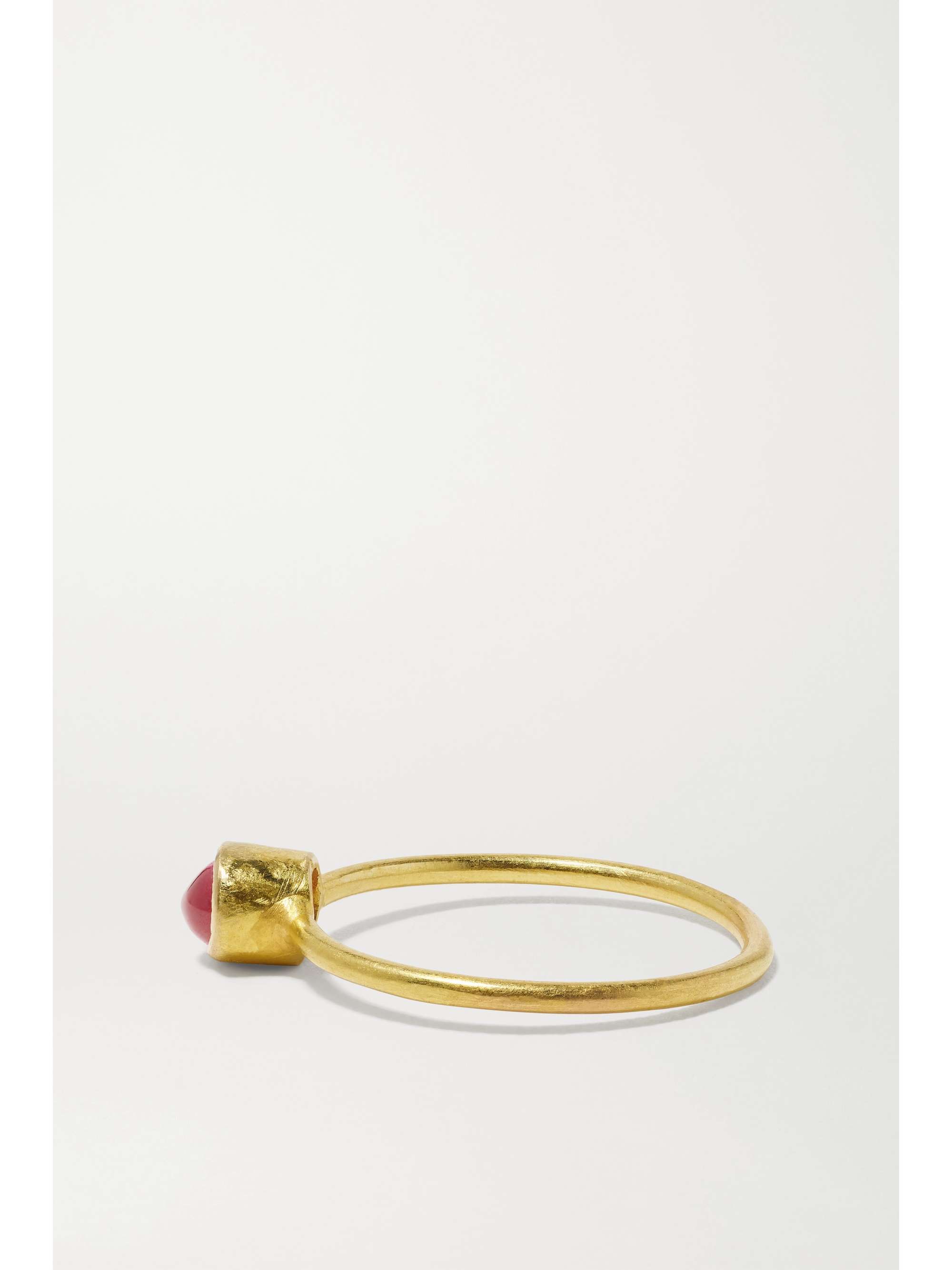 PIPPA SMALL + NET SUSTAIN Ring aus 18 Karat Gold mit Spinell