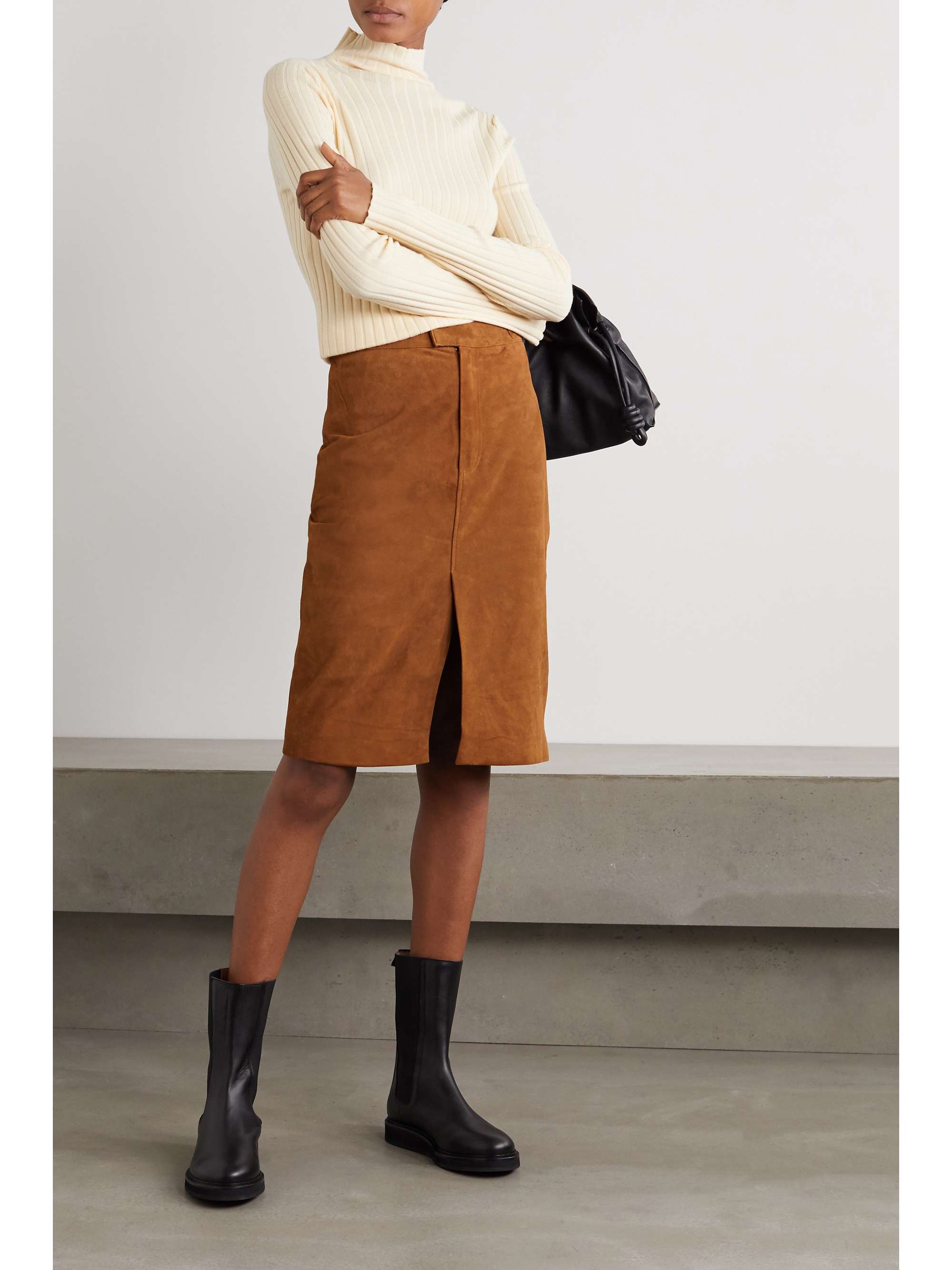 OFFICINE GÉNÉRALE Flora suede skirt