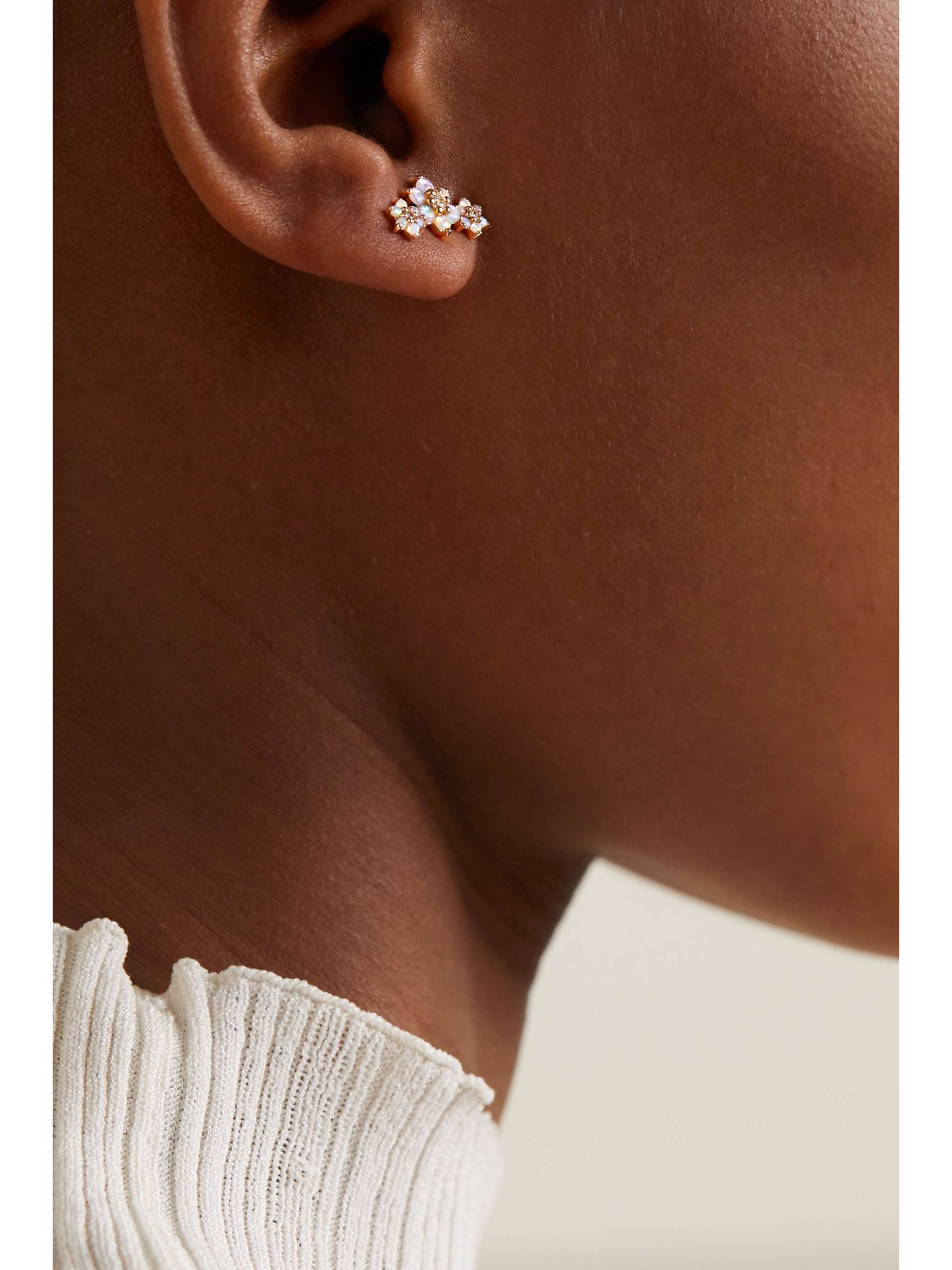 MARIA TASH Flower Garland 18-karat gold diamond earring