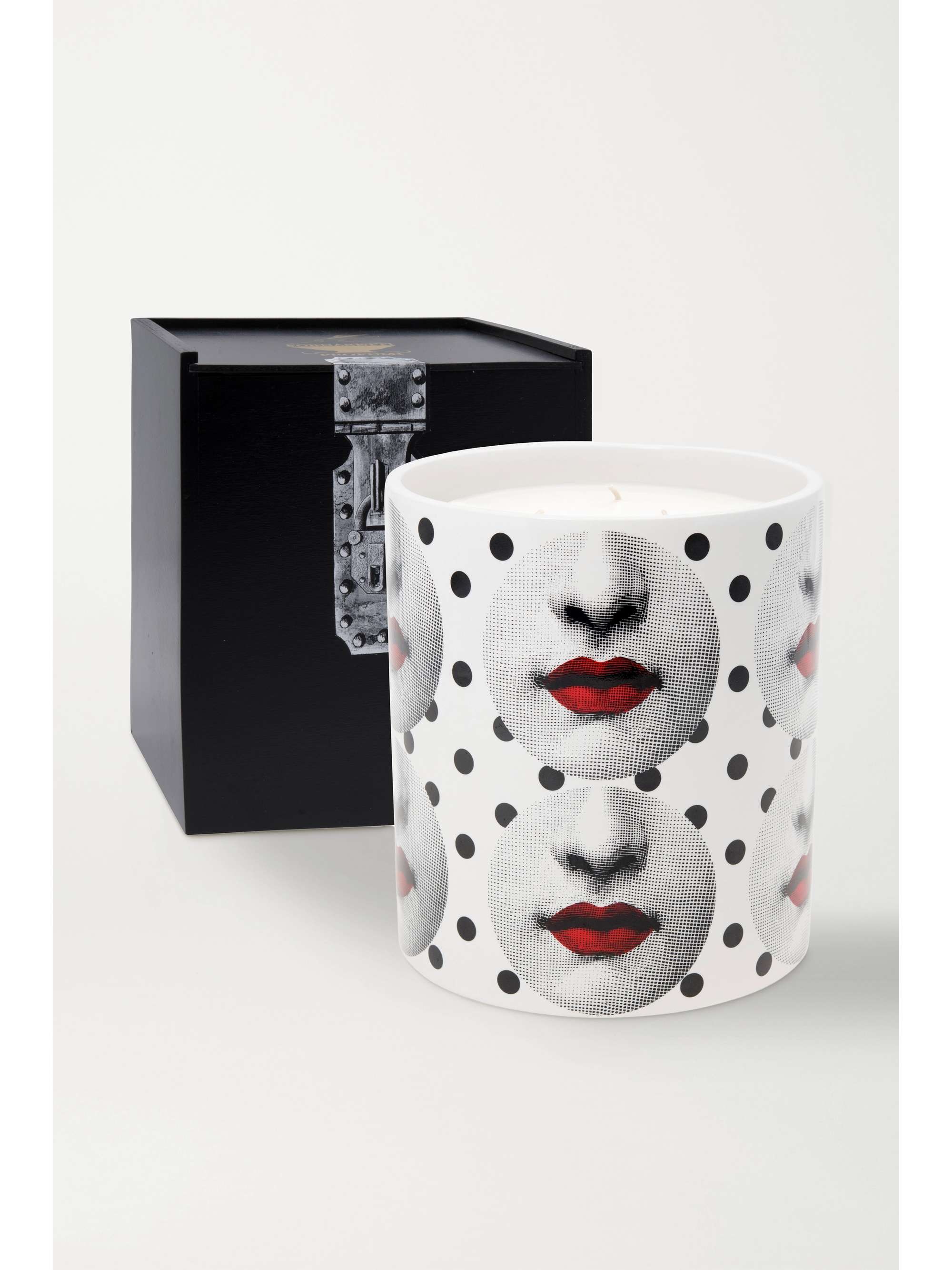FORNASETTI Comme des Fornà scented candle, 1.9kg NETAPORTER