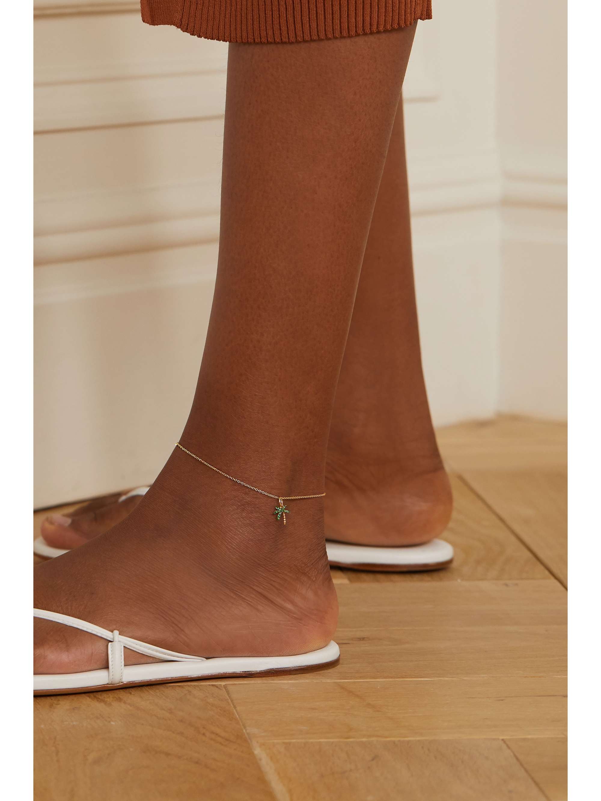 YVONNE LÉON 18-karat gold tsavorite anklet