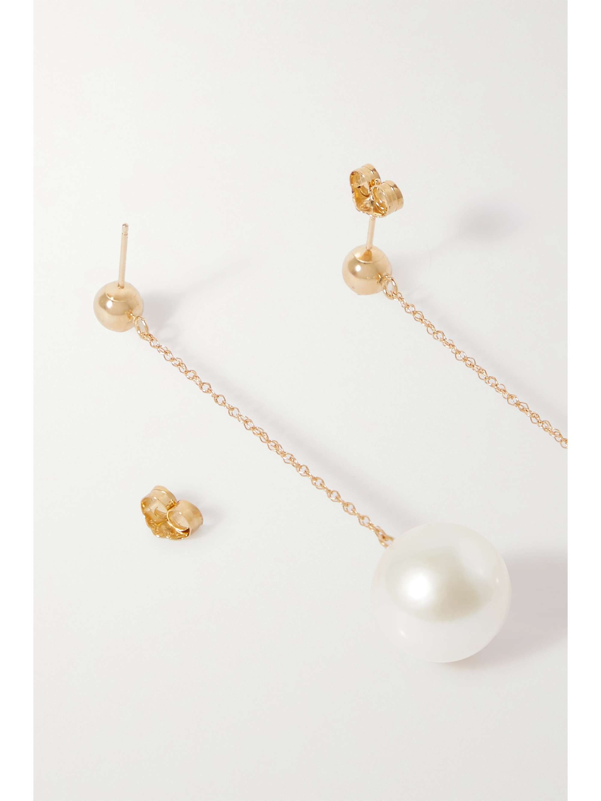 ANISSA KERMICHE Girl with a Pearl 14-karat gold pearl earrings