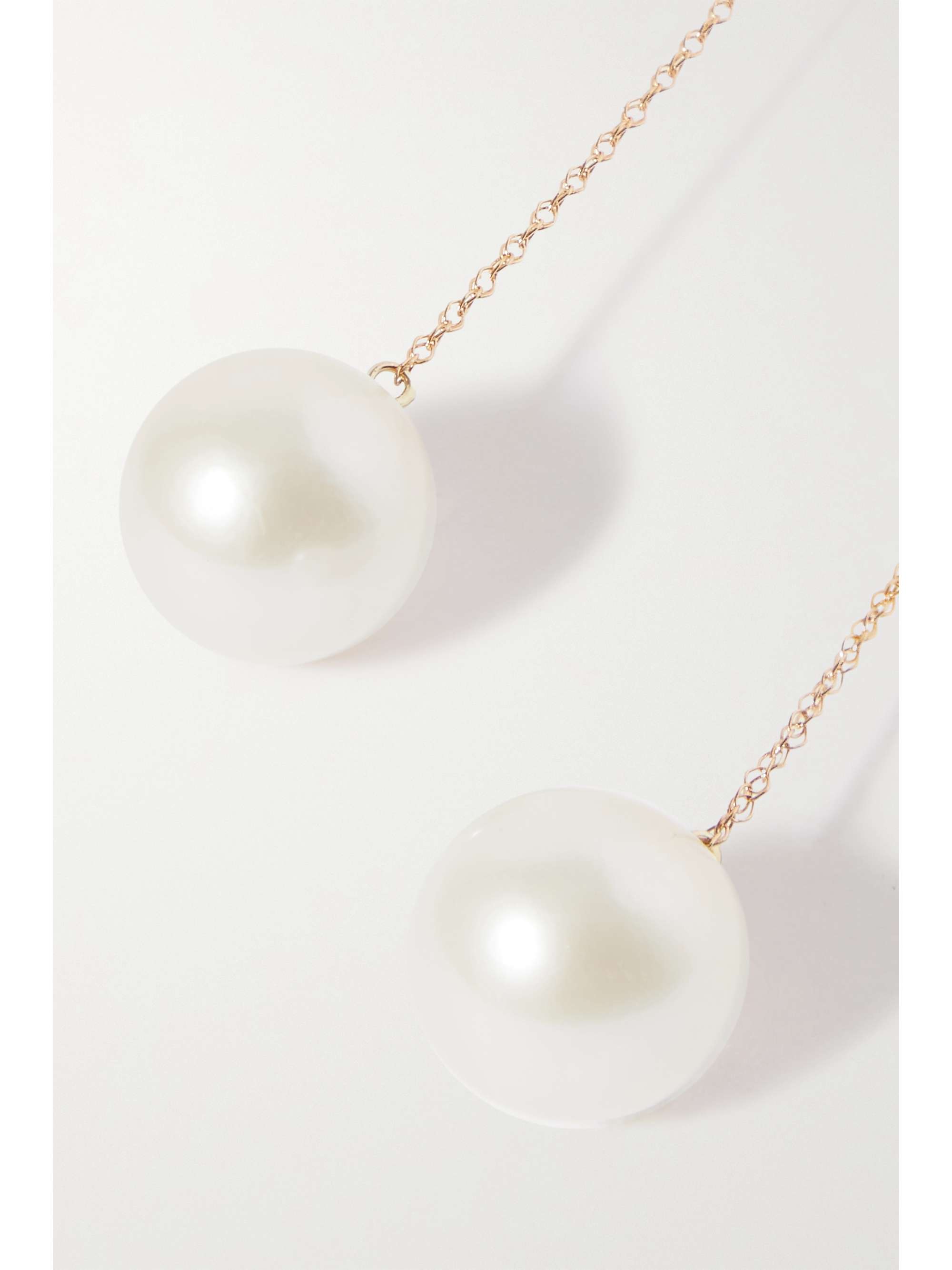 ANISSA KERMICHE Girl with a Pearl 14-karat gold pearl earrings