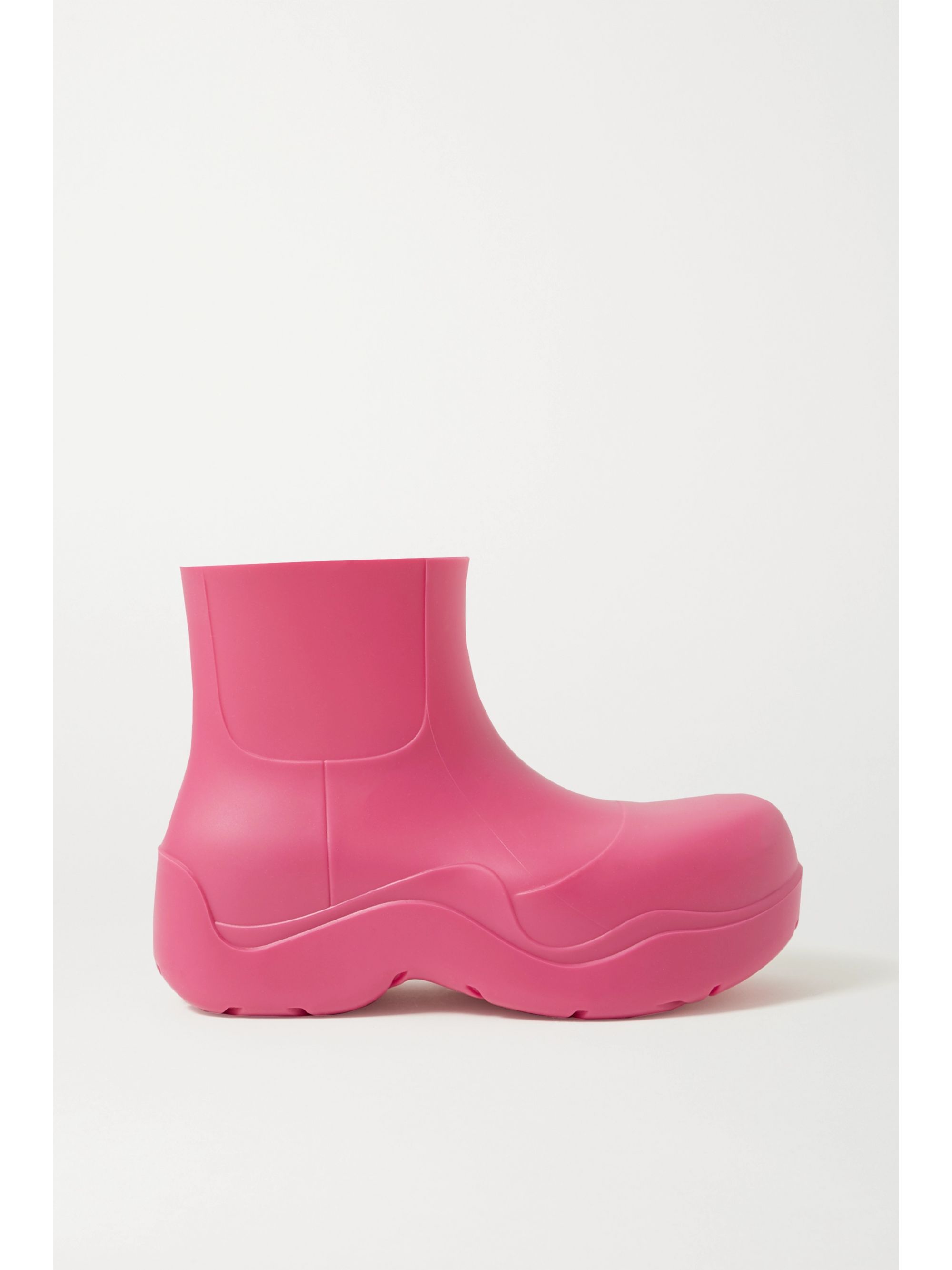 Bright pink Rubber rain boots | BOTTEGA 