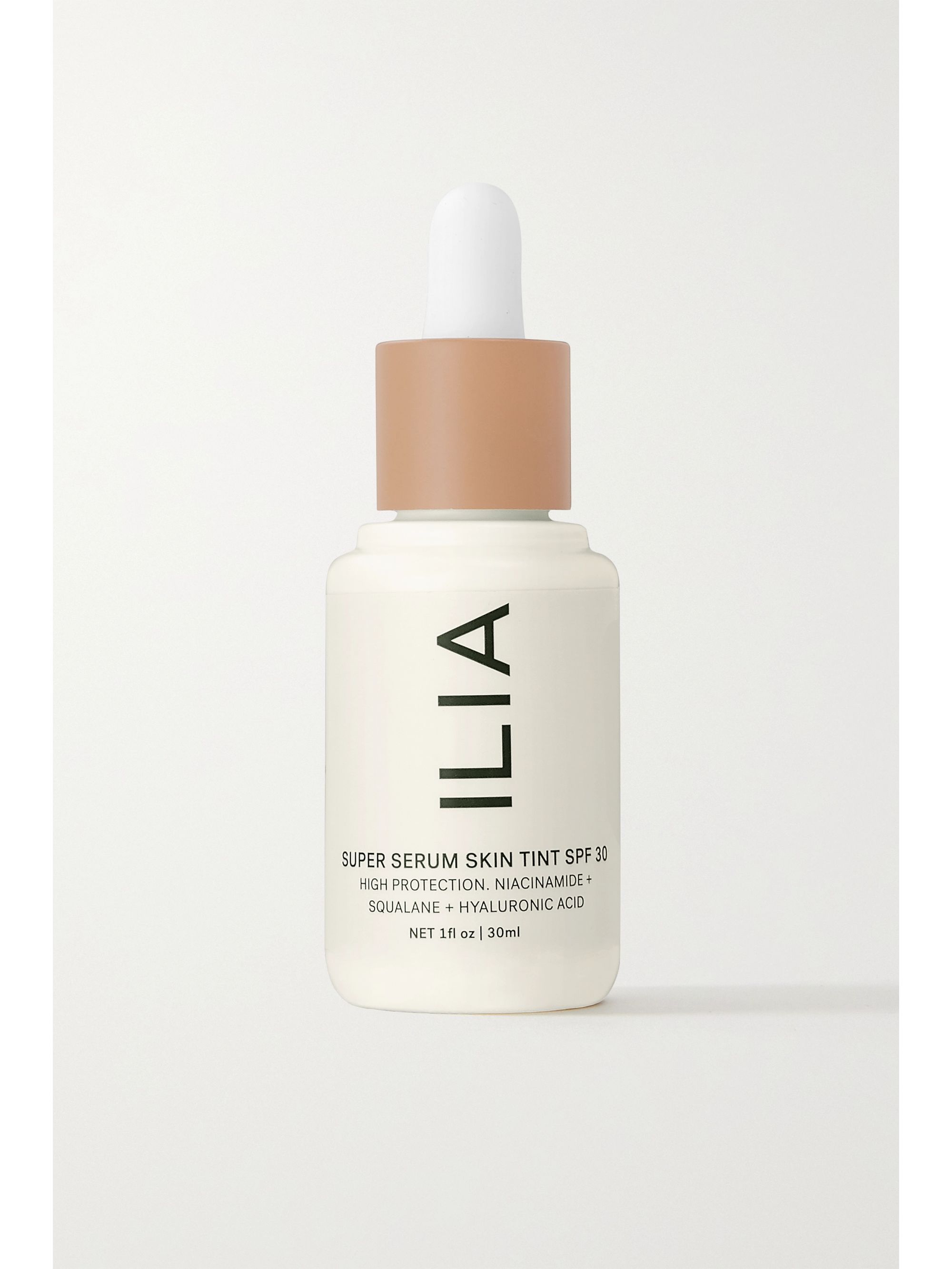 محايد كريم أساس سيروم ملو ن Super Skin مع واقي شمس Spf بدرجة لون Shela St8 30 مل Ilia Net A Porter