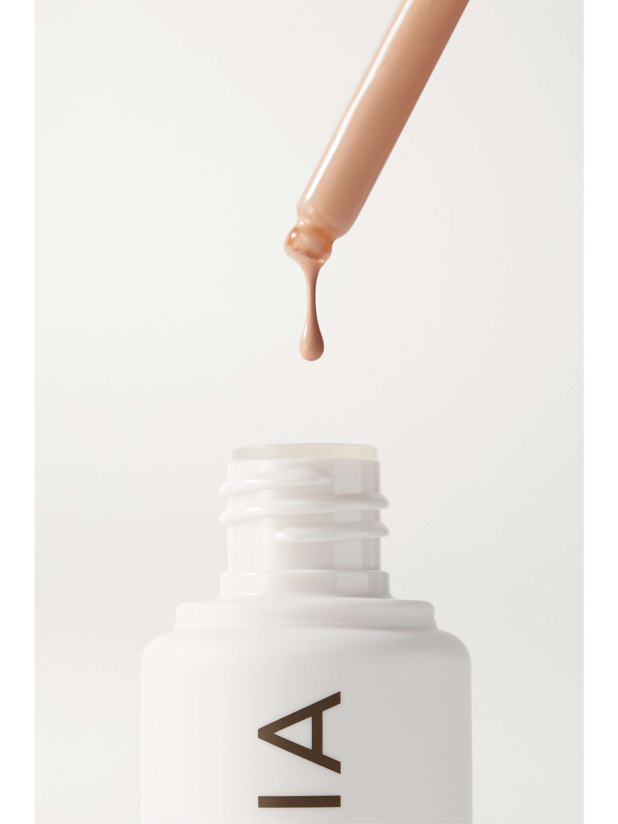 ILIA Super Serum Skin Tint SPF40 - Bom Bom ST5, 30ml